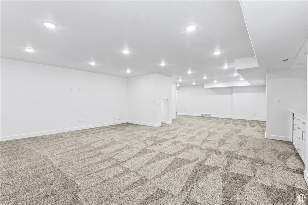 MT AIREY - Residential
