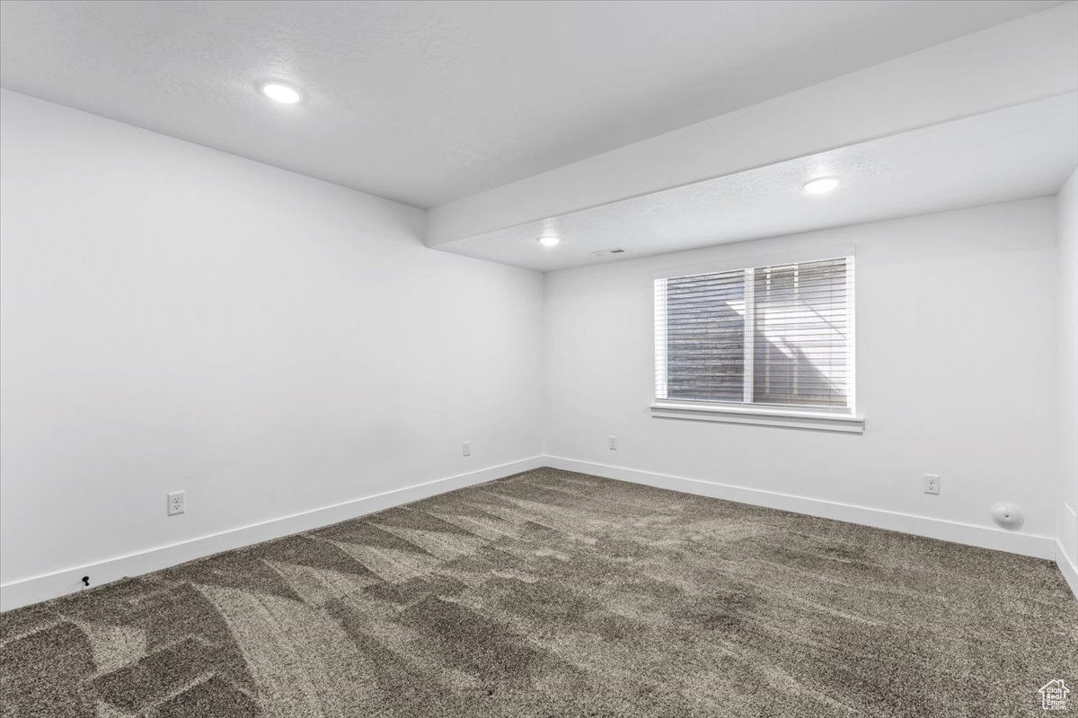 MT AIREY - Residential