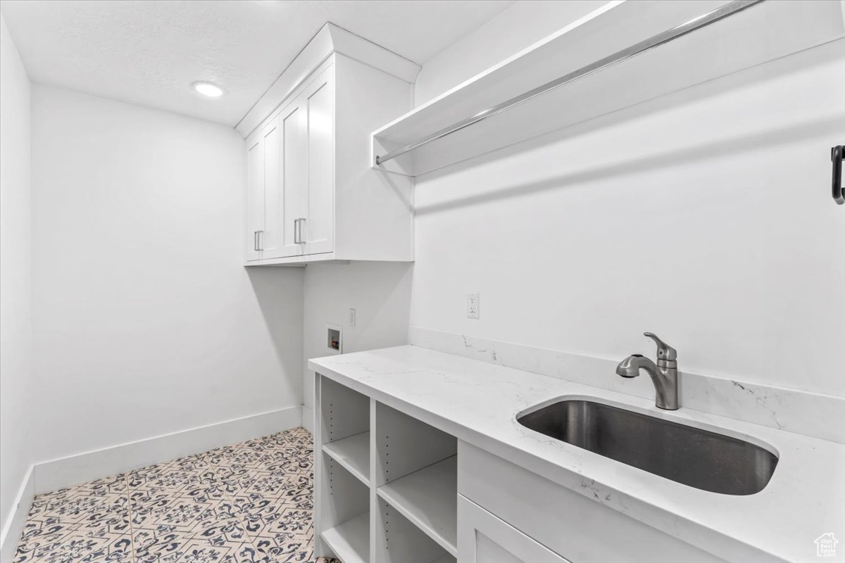 MT AIREY - Residential