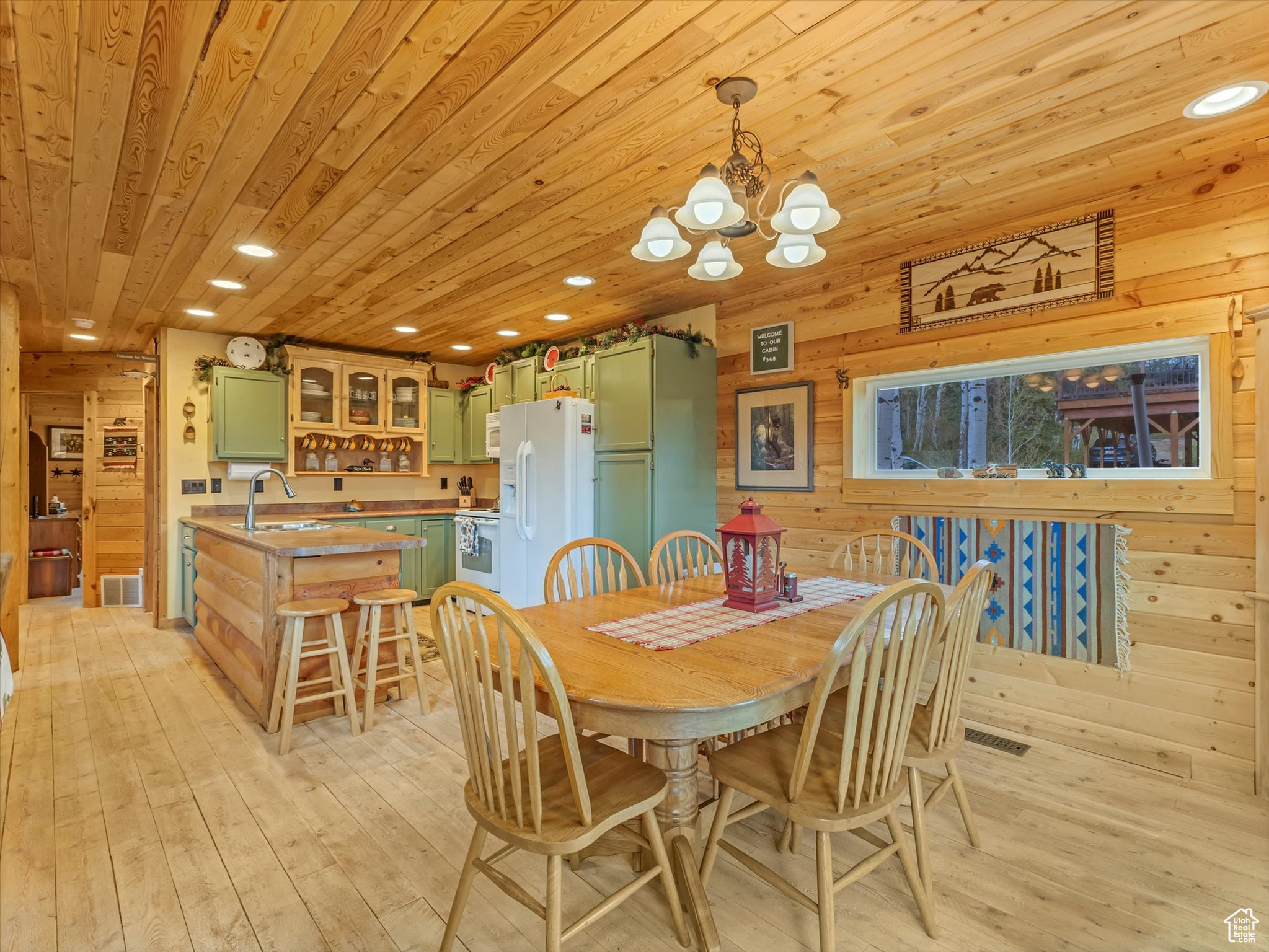 PINE MOUNTAIN - Residential