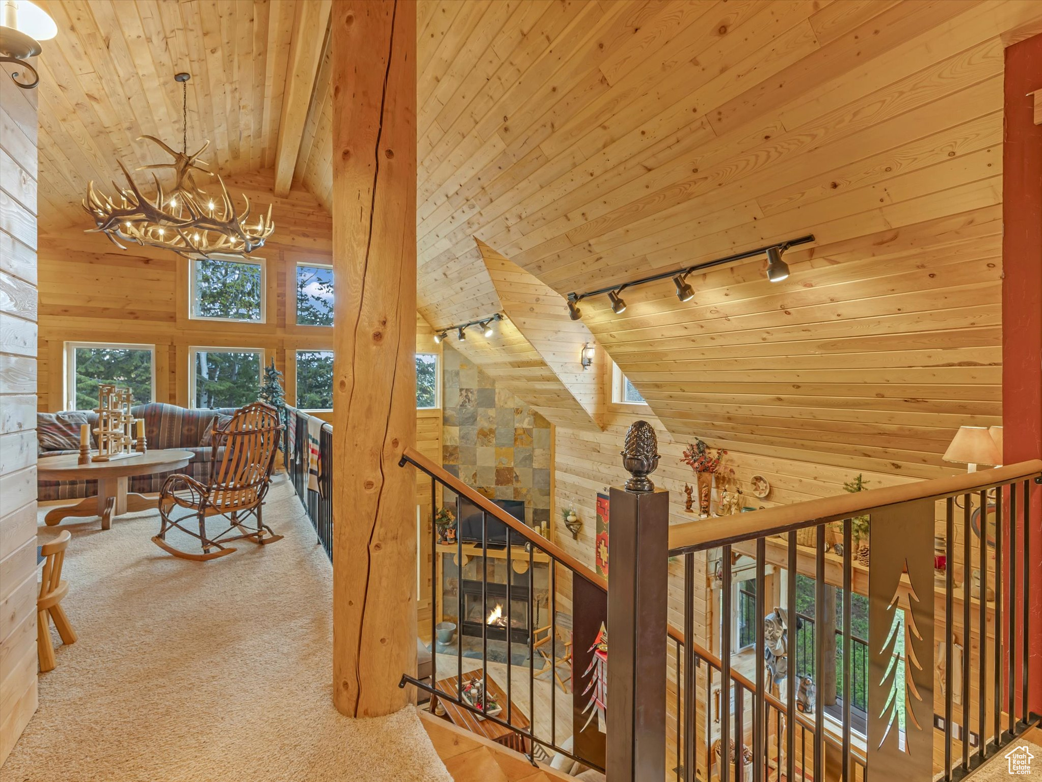 PINE MOUNTAIN - Residential