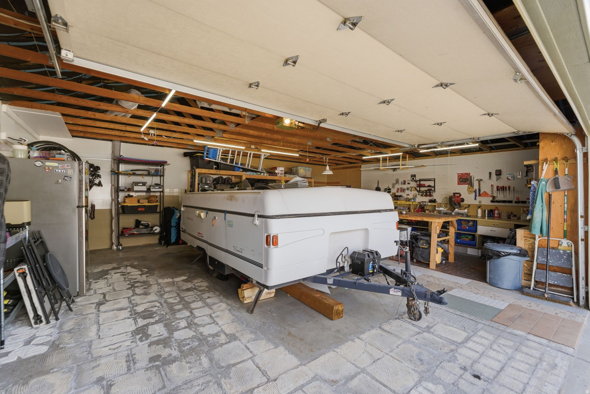 BIG FIELD SUR - Residential