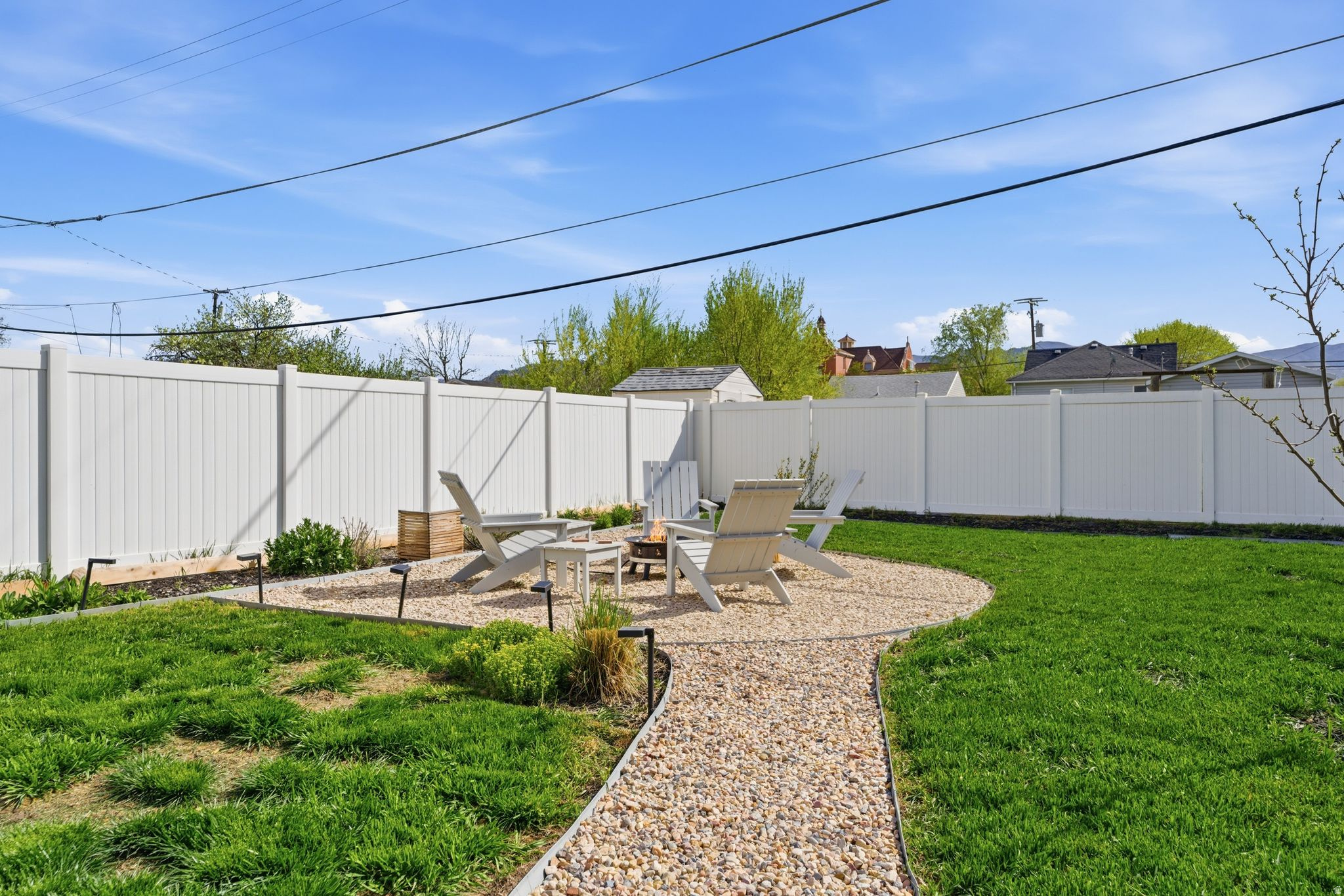 BIG FIELD SUR - Residential