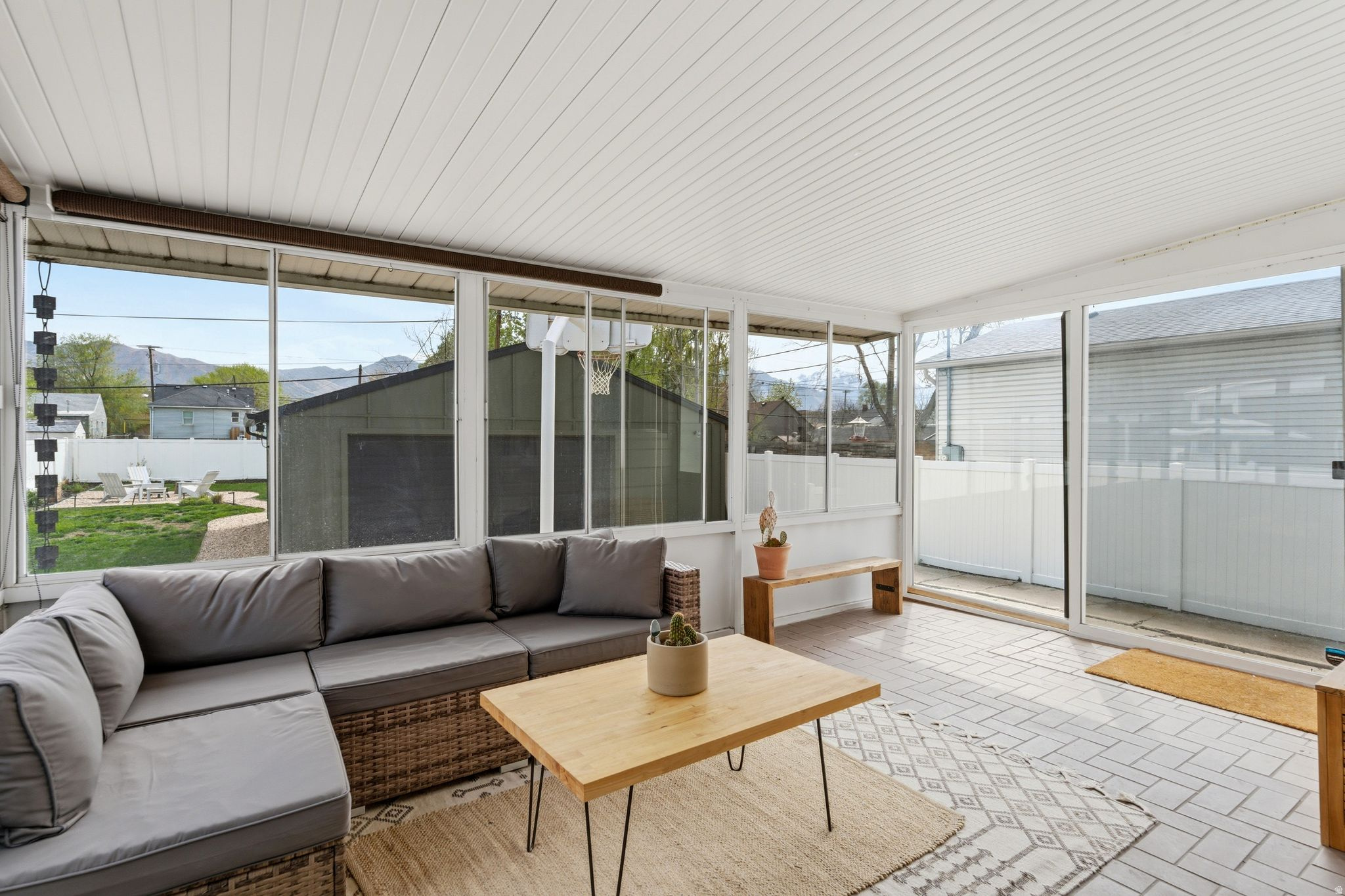 BIG FIELD SUR - Residential