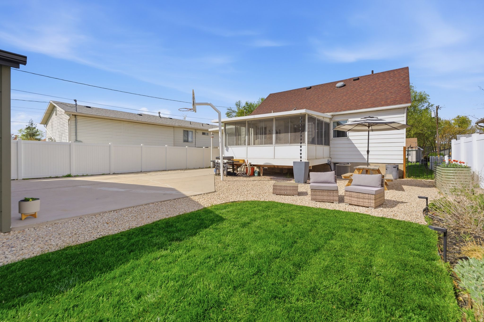 BIG FIELD SUR - Residential