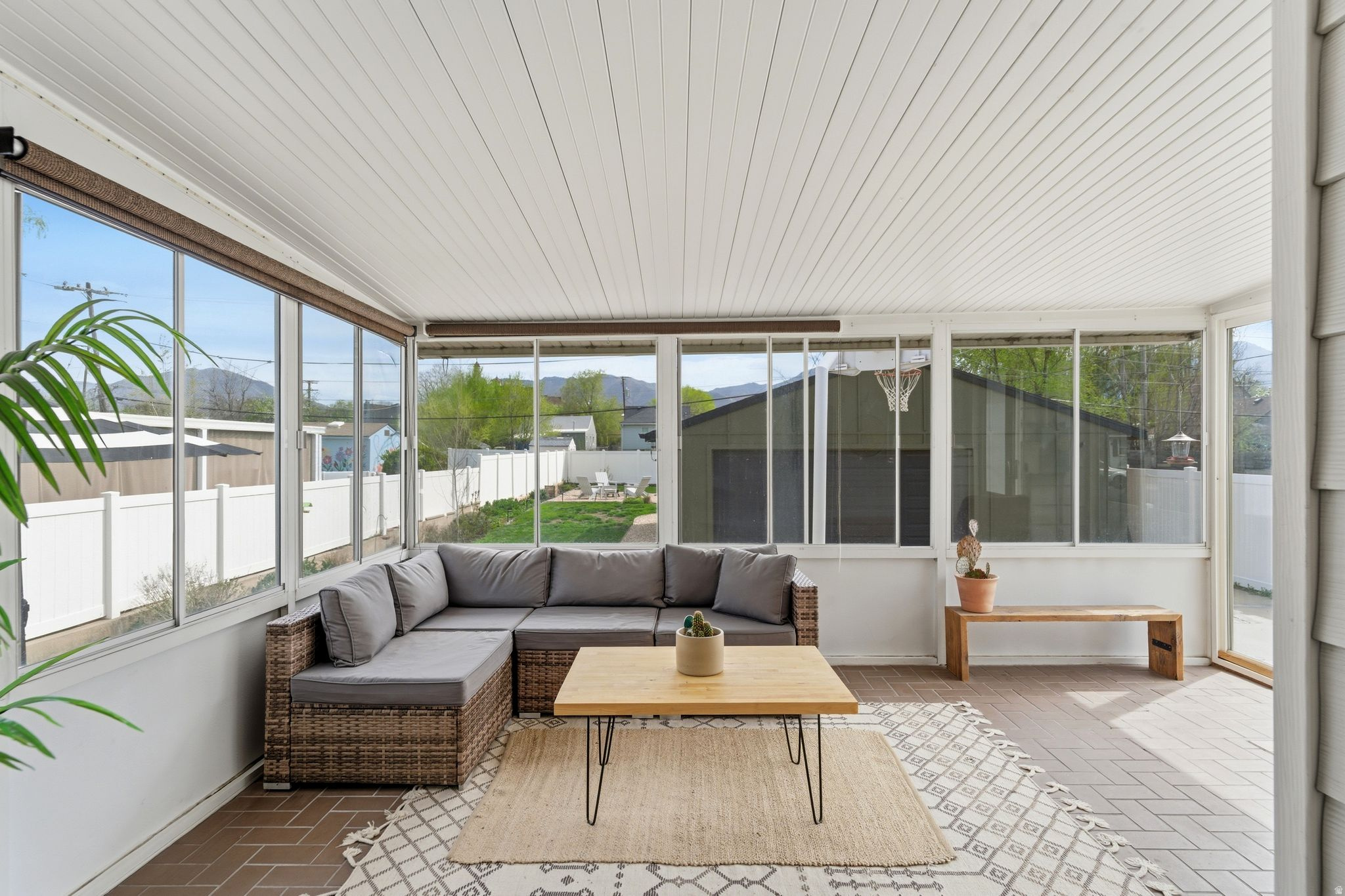 BIG FIELD SUR - Residential