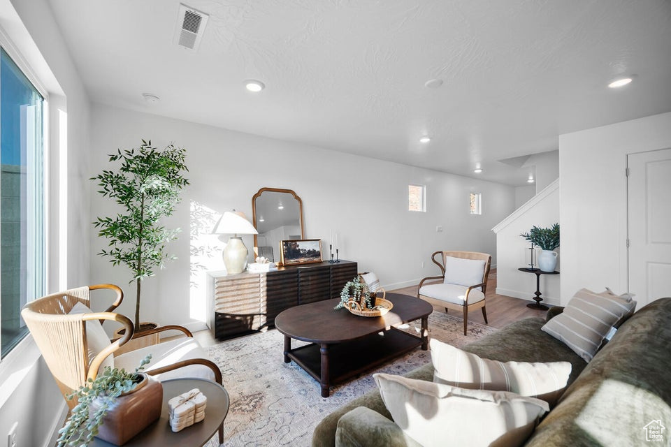 LONG VALLEY - Residential