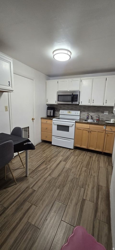 Tiny photo for 1648 W 1920 N, Layton, UT 84041 (MLS # 2126998)