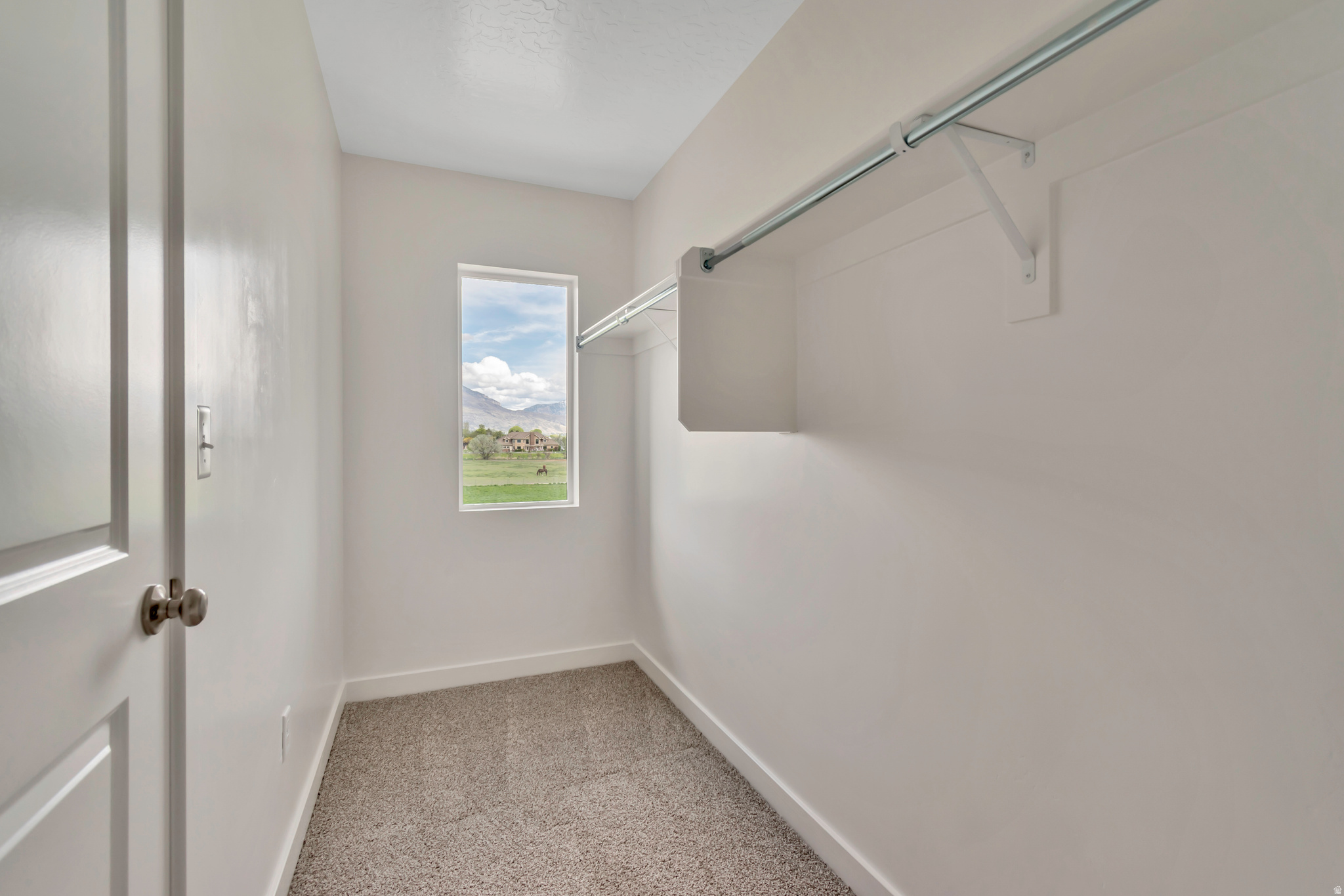MEADOWBROOK - Residential