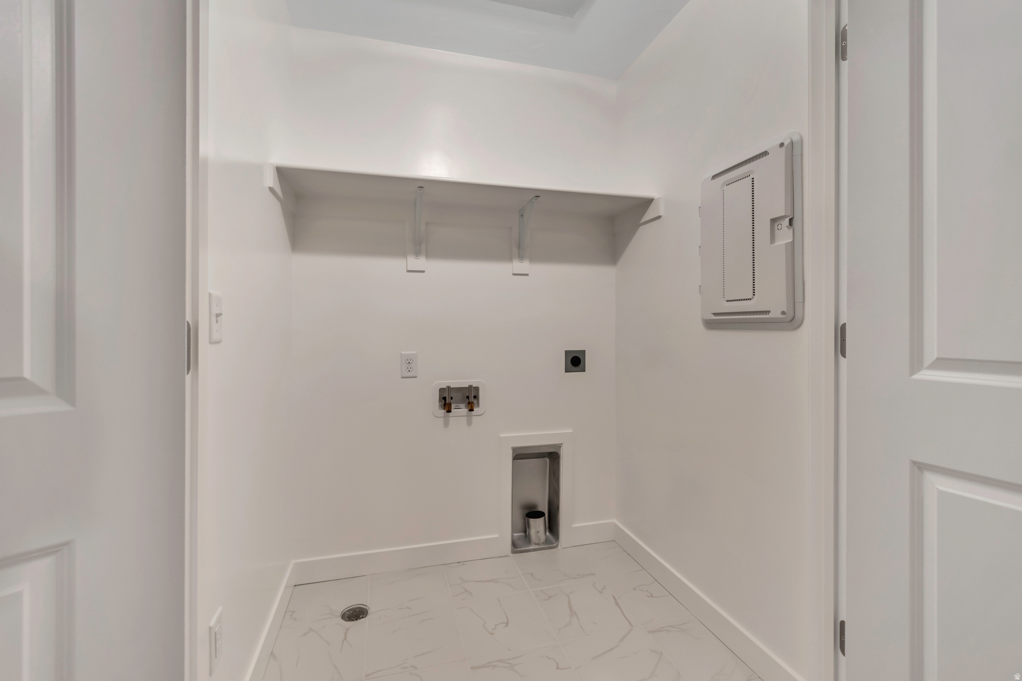 MEADOWBROOK - Residential