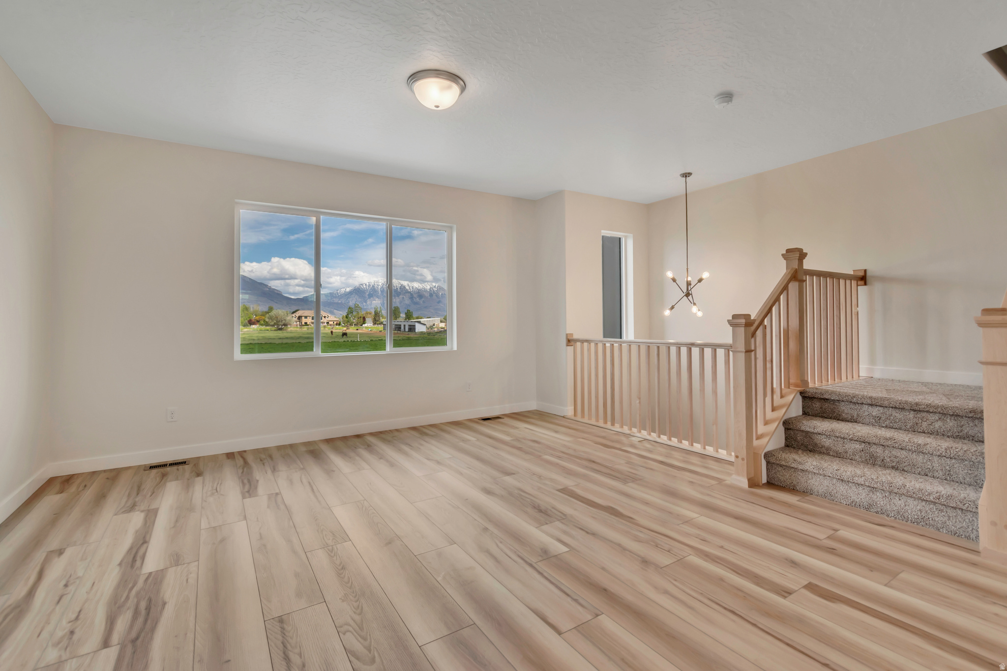 MEADOWBROOK - Residential