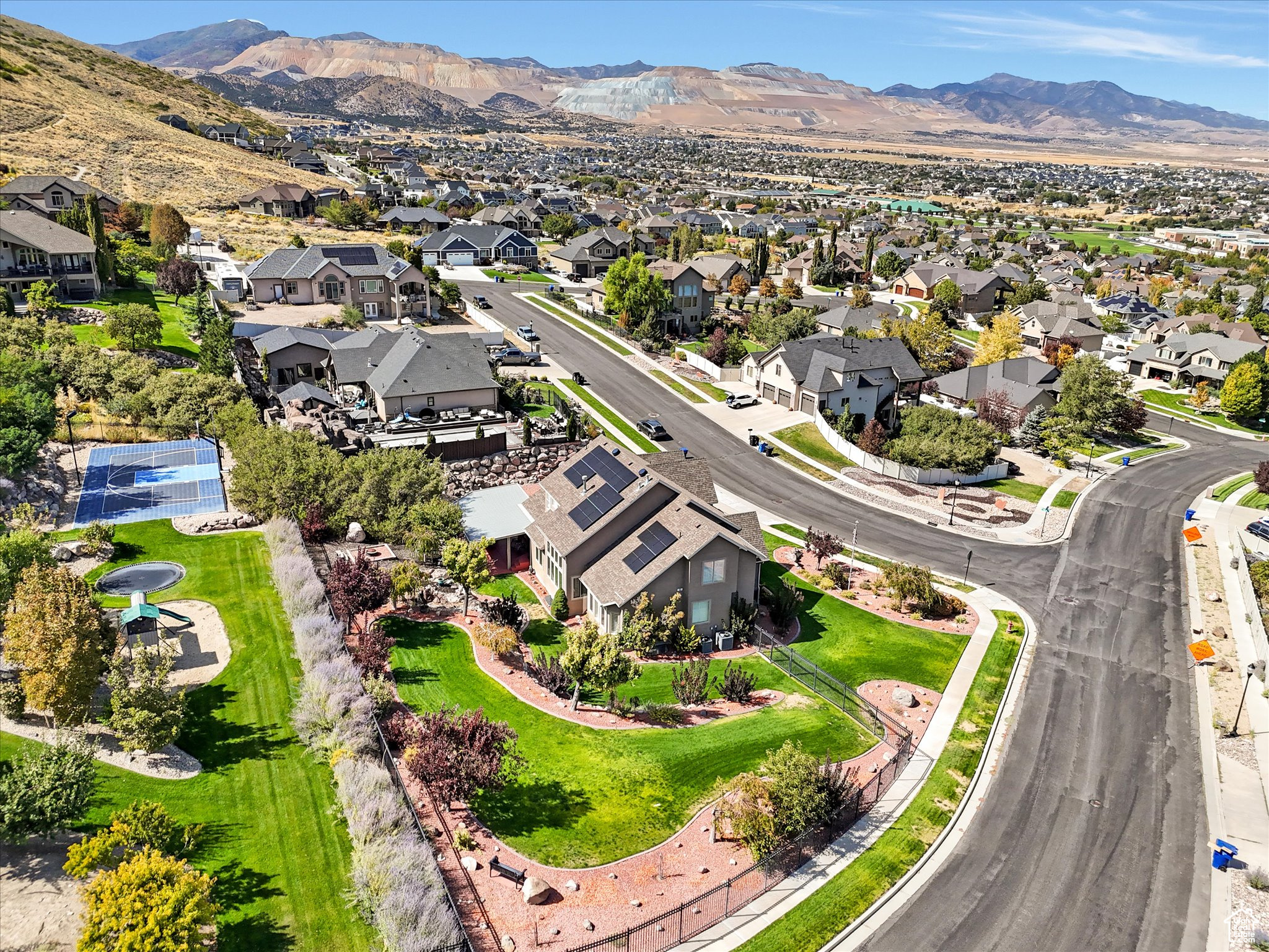 HERRIMAN HEIGHTS - Residential
