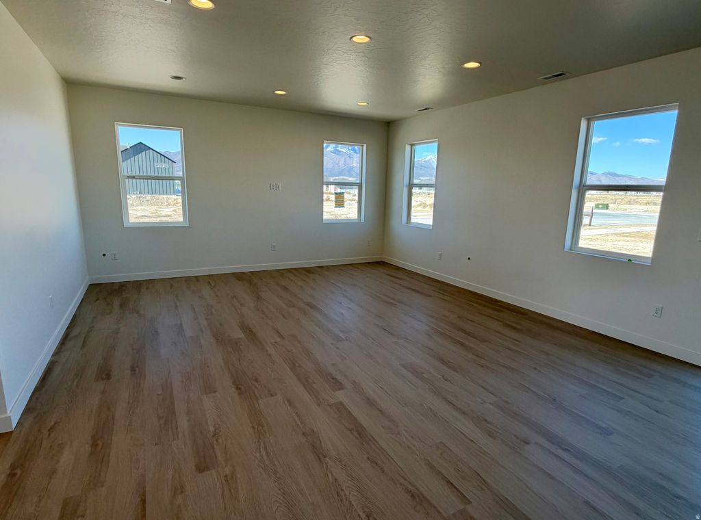 Photo of 1131 E BLACKFEET DR #520, Eagle Mountain, UT 84005 (MLS # 2135839)