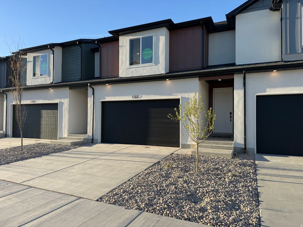 Photo of 667 E RYEGRASS DR #302, Eagle Mountain, UT 84005 (MLS # 2145574)
