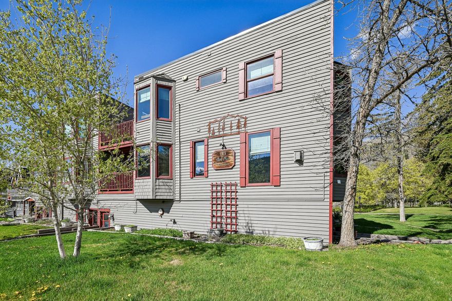 Two adjoining Park Place units are available creating the potential for a five-bedroom condo or rental property in the heart of Old Town (Unit 3 MLS # 12601801). Park Place unit #4 is a spacious 3-bedroom townhome at an incredible location in the heart of Park City. It sits adjacent to the historic Miners Hospital at the entrance to City Park, home to grassy, dog-friendly fields, tennis & basketball courts, a playground, sand volleyball courts, and a skate park. Enjoy walkability to Historic Main Street, slopes of Park City Mountain Resort, bike/hike trails, shopping, dining, and events, plus direct access to Park City's free transit route for easy transportation year-round. The home features beautiful ski resort views and is part of a small, well-maintained community of just eight residences. Owners and guests share access to a spacious deck with a large hot tub, perfect for aprs-ski relaxation or summer evenings. Inside, the traditional layout includes defined living areas and timeless, well-kept finishes. A semi-private in-unit sauna adds a cozy and desirable amenity, ideal for unwinding after a day on the mountain. Additional highlights include generous storage space and TWO dedicated parking spots in a secure community garage. This property is in a premier spot along Park City's popular Fourth of July Parade route, it is an exceptional opportunity for short-term rental income, a seasonal retreat, or long-term family asset.