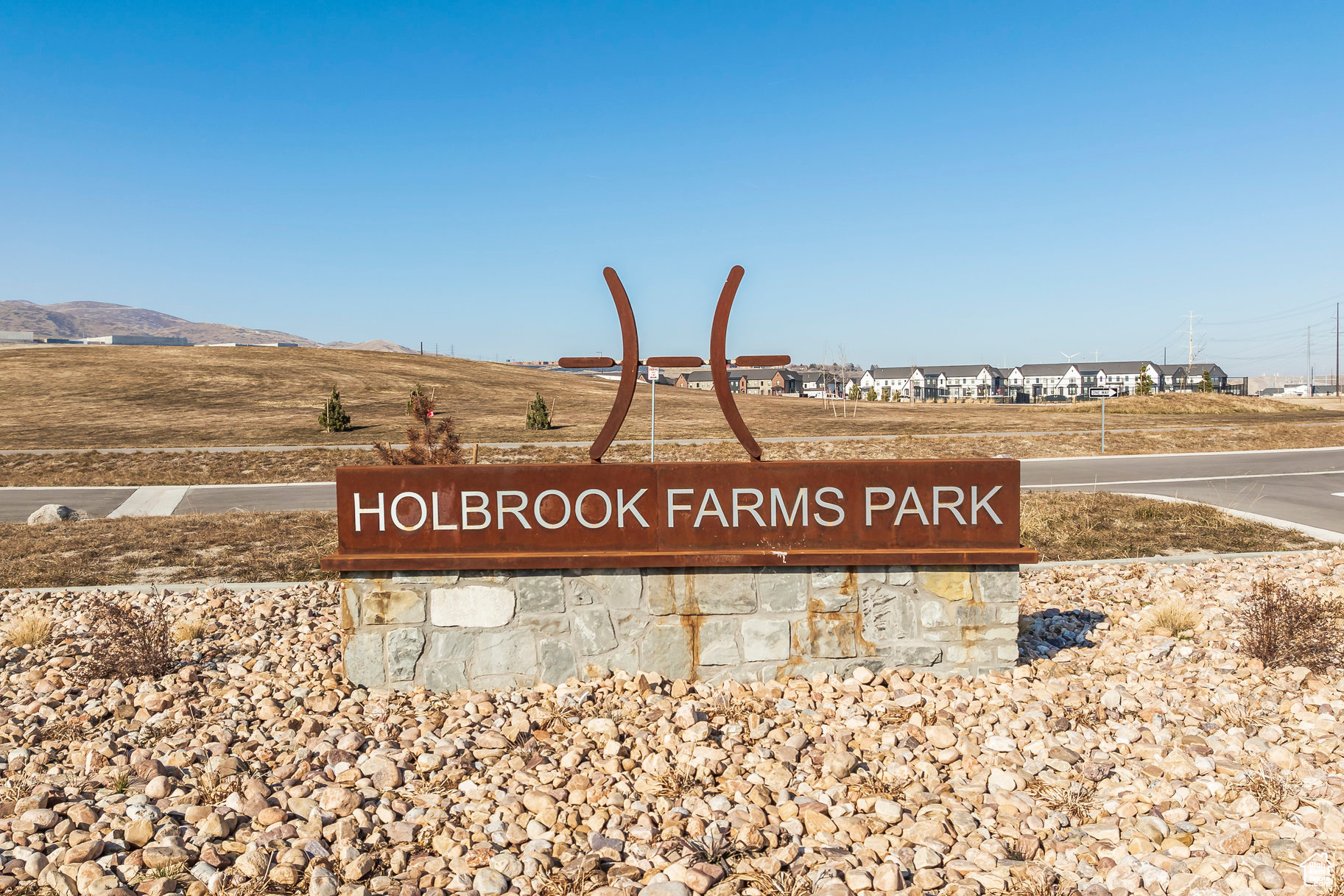 HOLBROOK FARMS - Residential