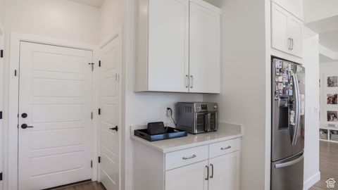 Tiny photo for 109 E HIDDEN CREEK WAY #550, Saratoga Springs, UT 84045 (MLS # 2117901)