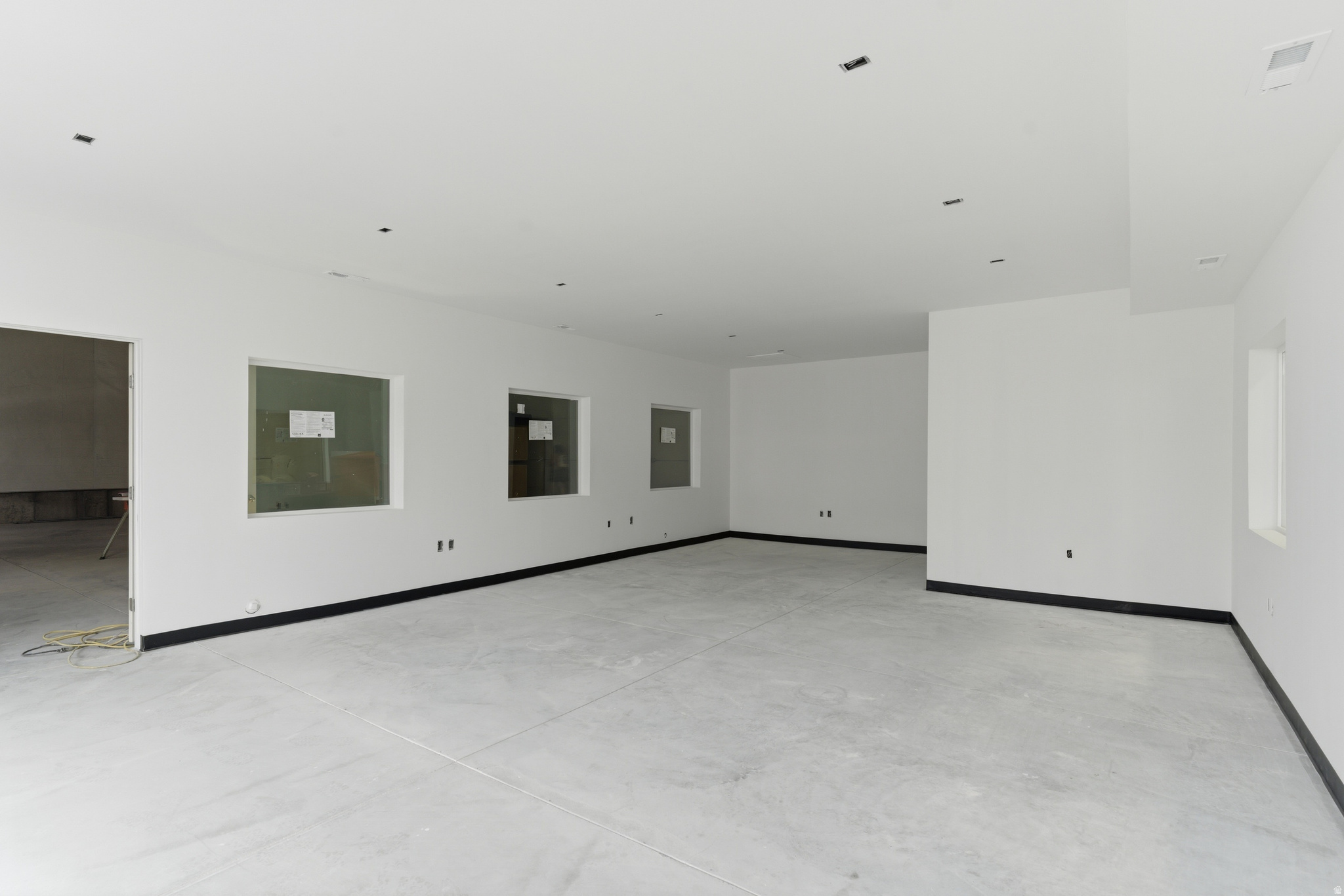 BINGHAM INDUSTRIAL PARK - Commercial Lease