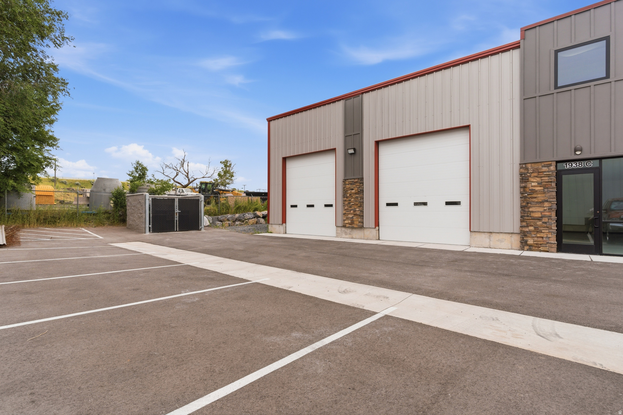 BINGHAM INDUSTRIAL PARK - Commercial Lease