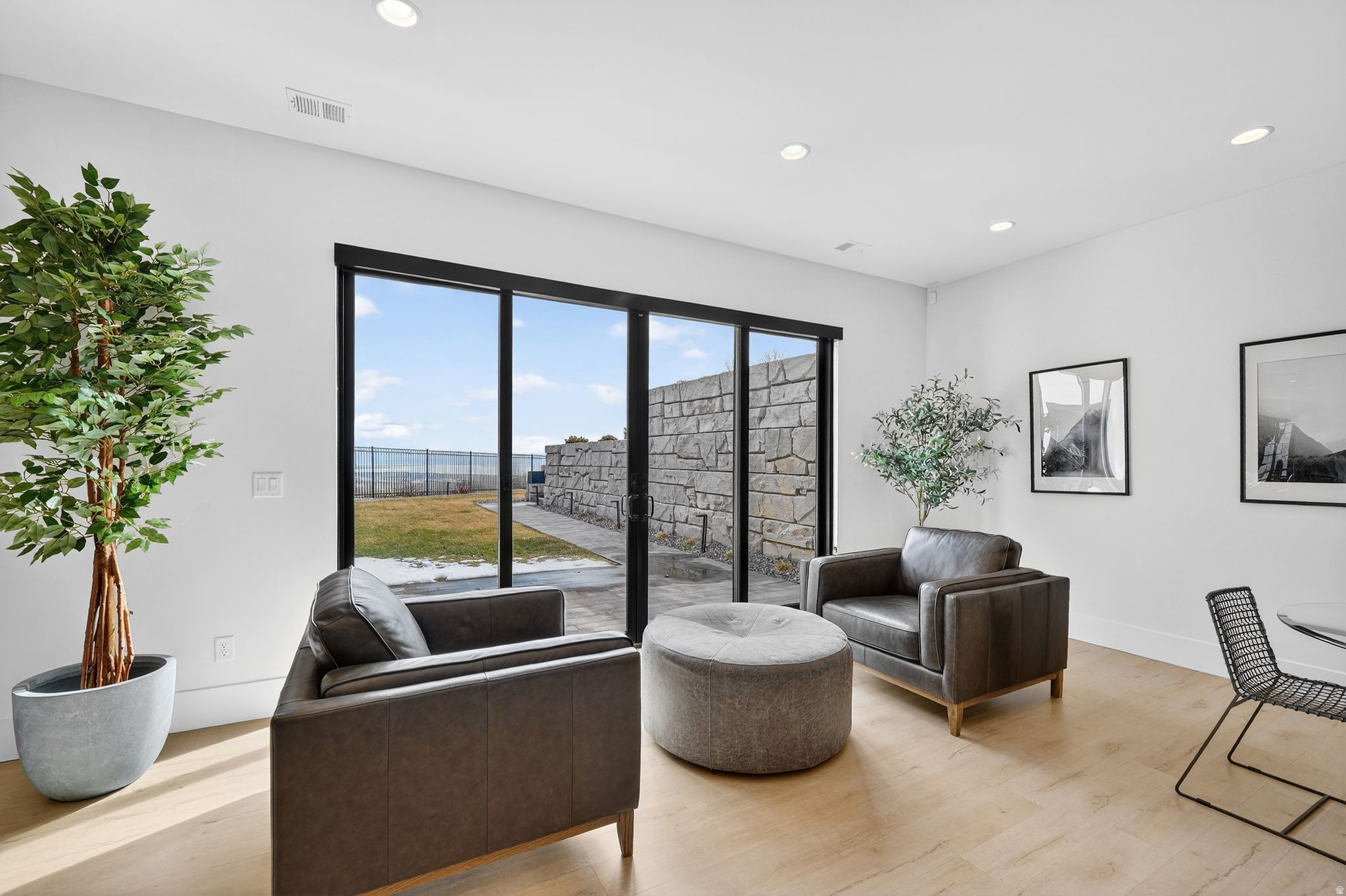 TRAVERSE MOUNTAIN - Residential