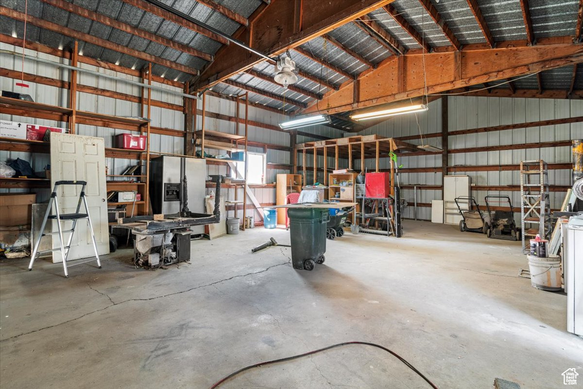 GOLDEN GARDENS - Residential