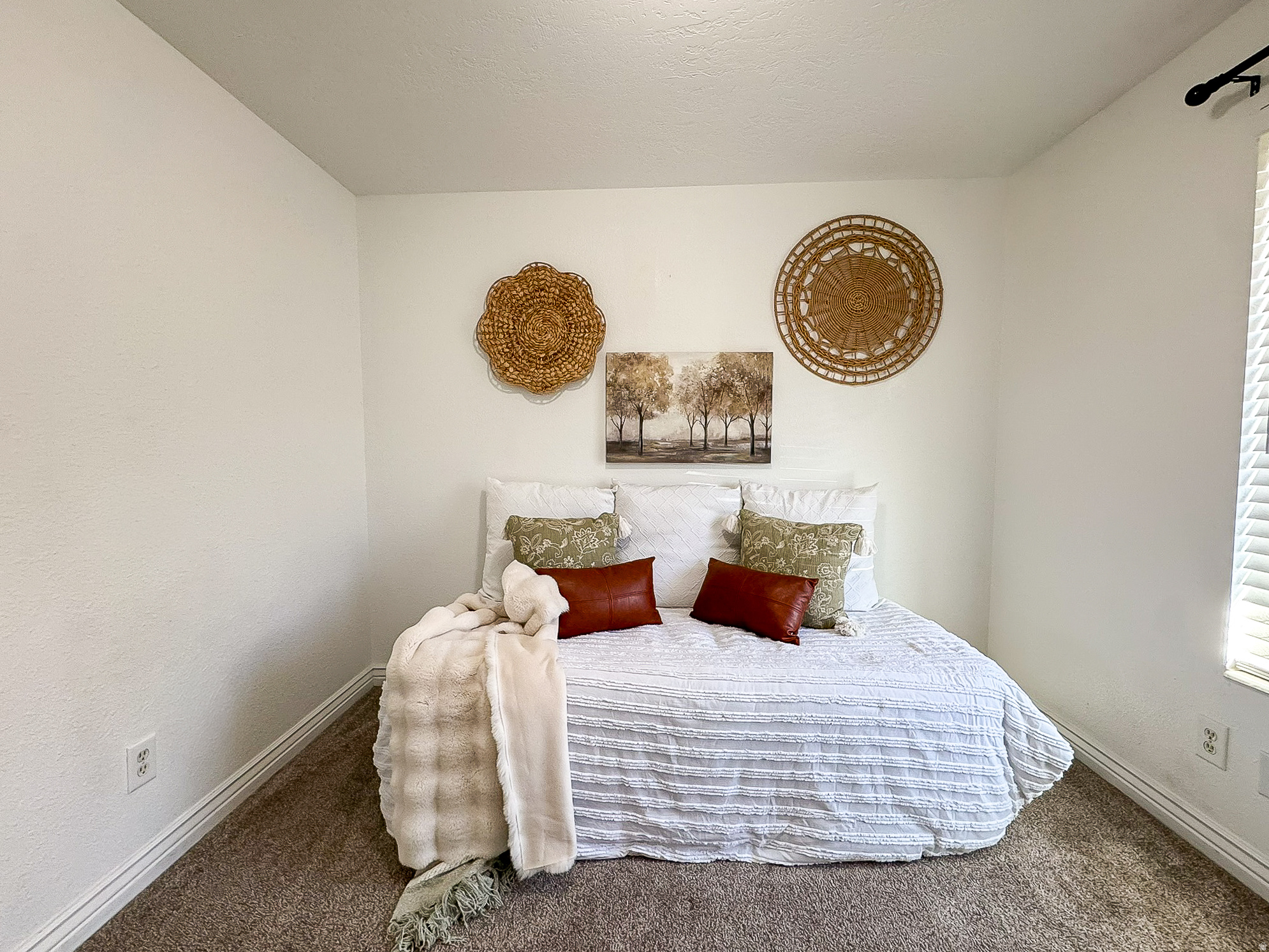 SHERWOOD MEADOWS - Residential