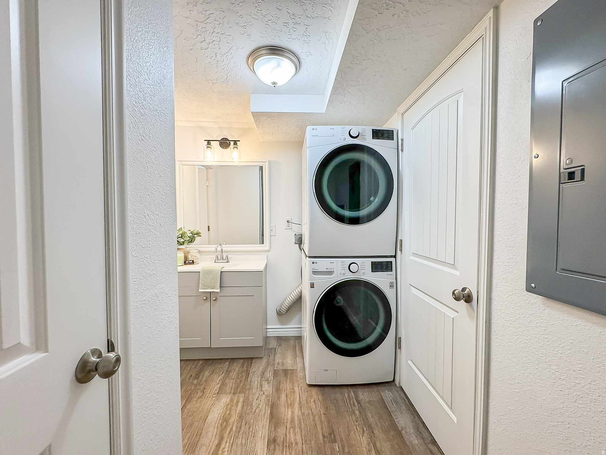 SHERWOOD MEADOWS - Residential