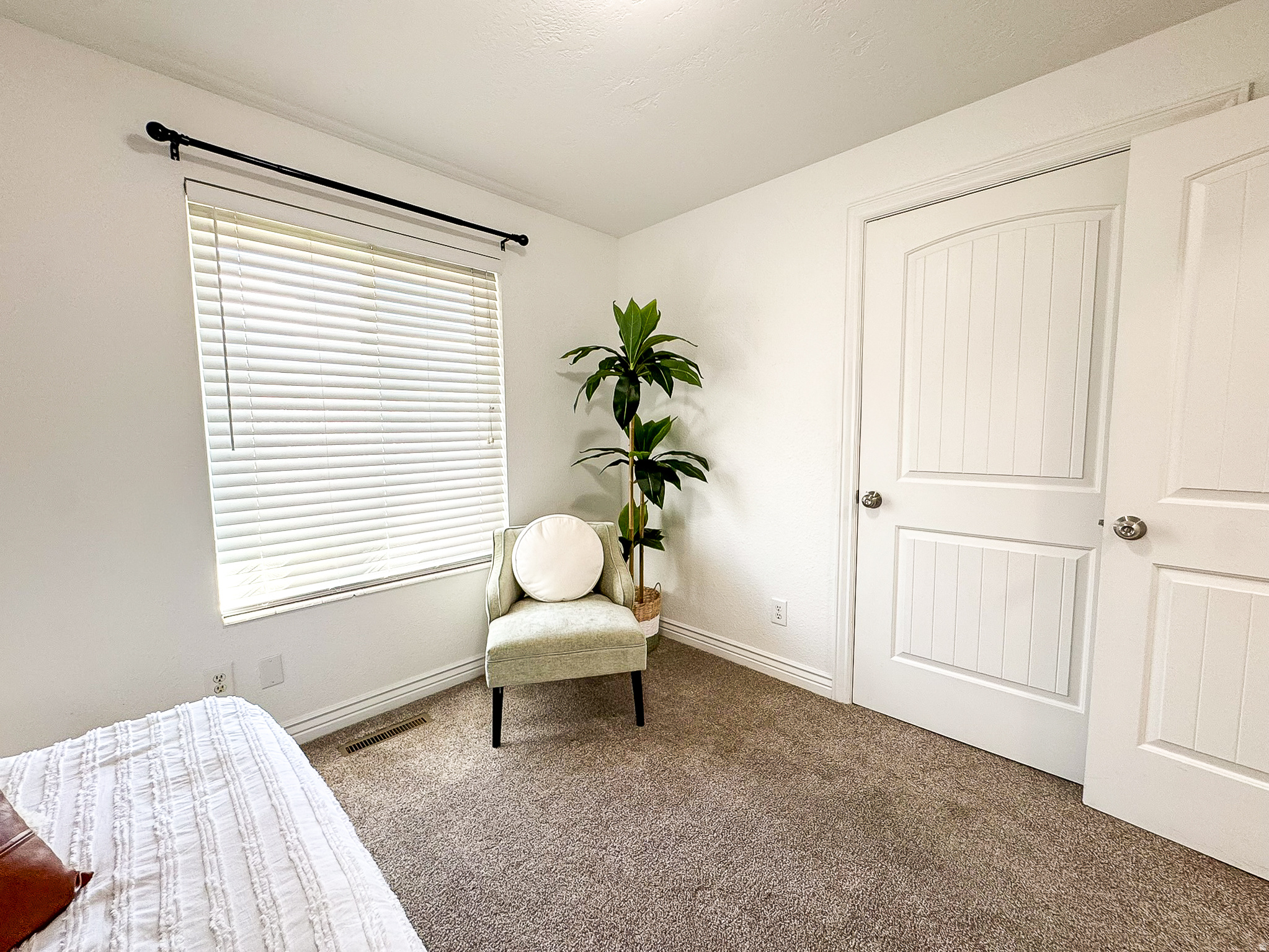 SHERWOOD MEADOWS - Residential