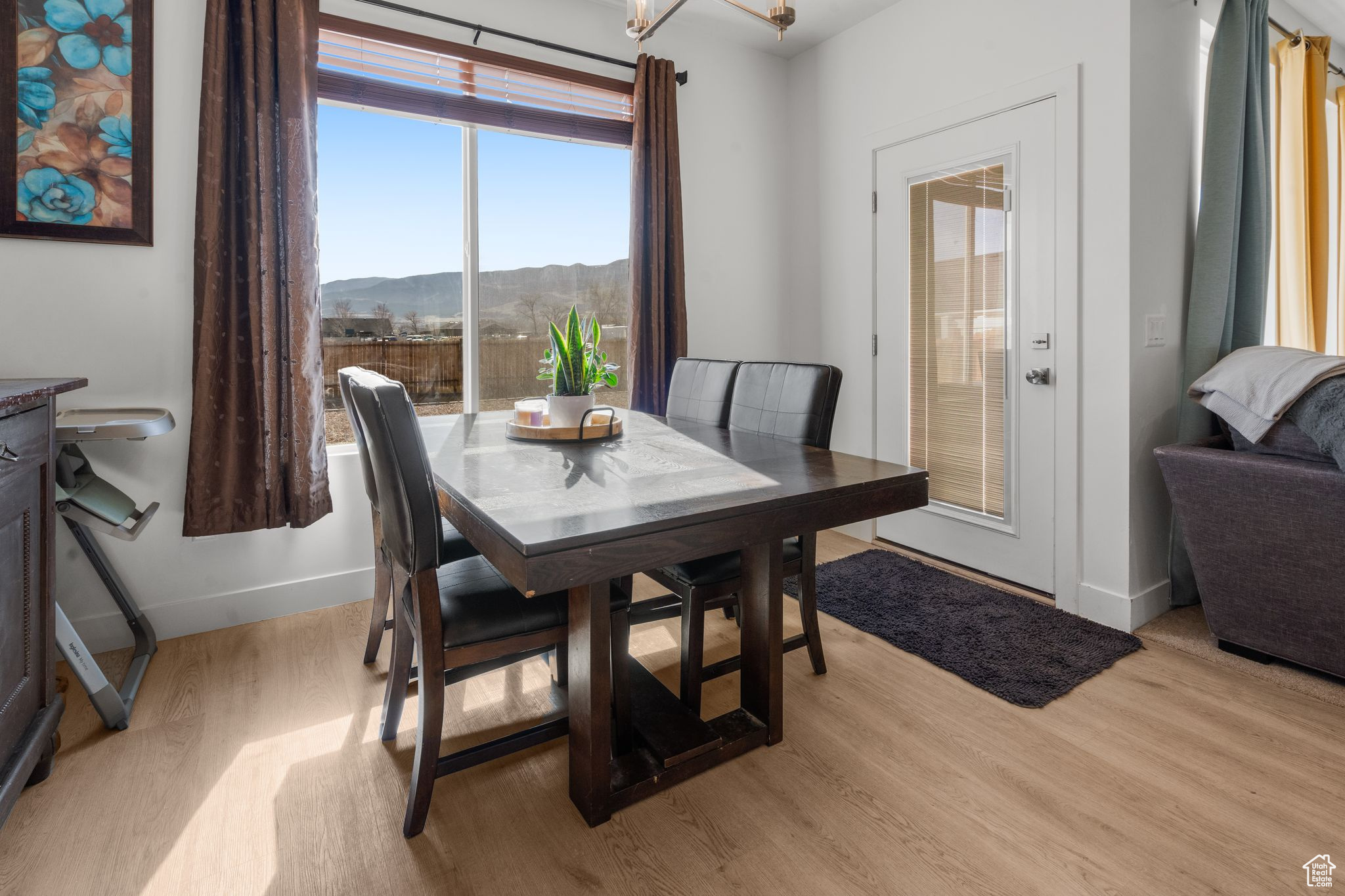 PINEVIEW ESTATES - Residential