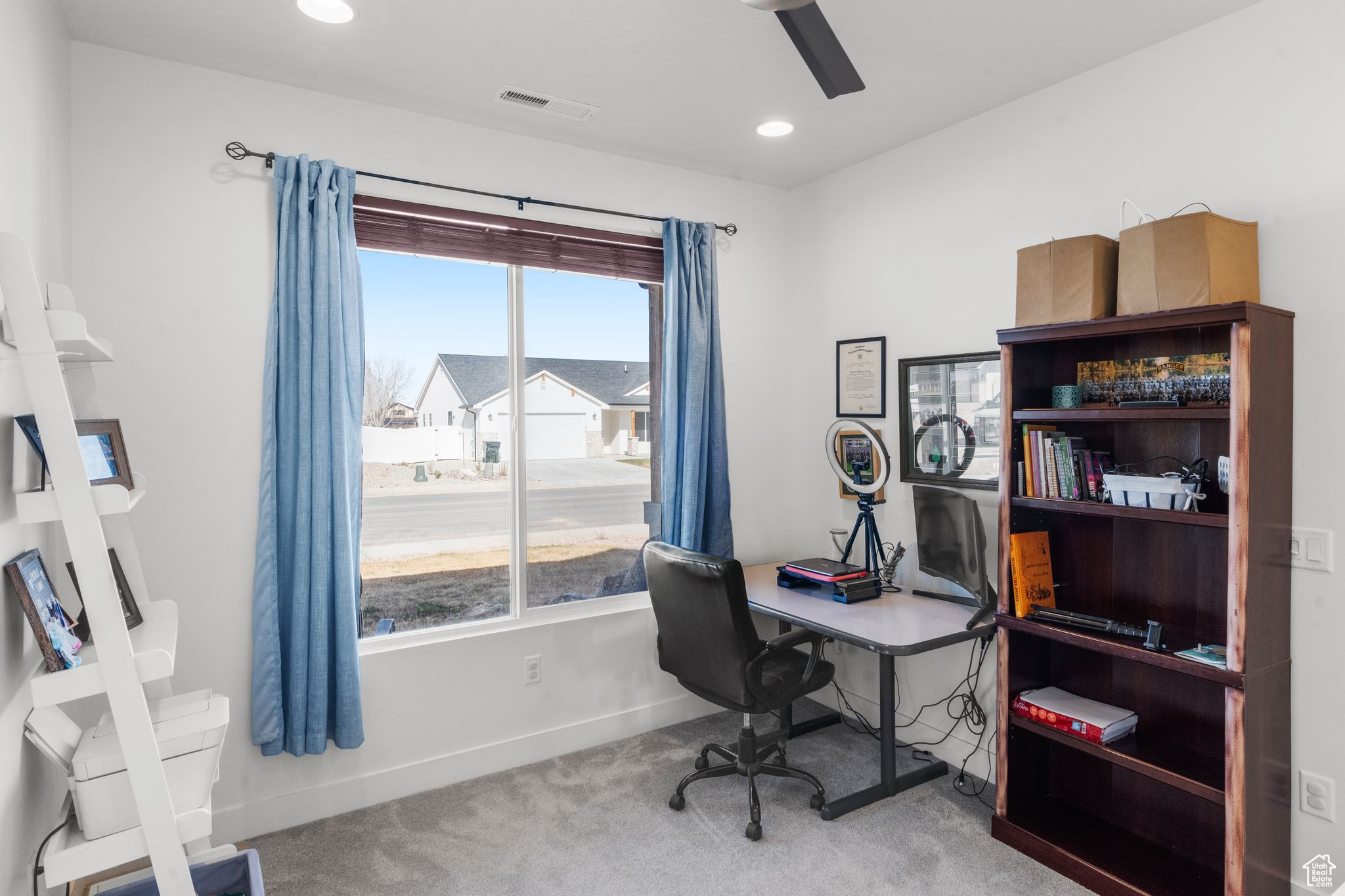 PINEVIEW ESTATES - Residential