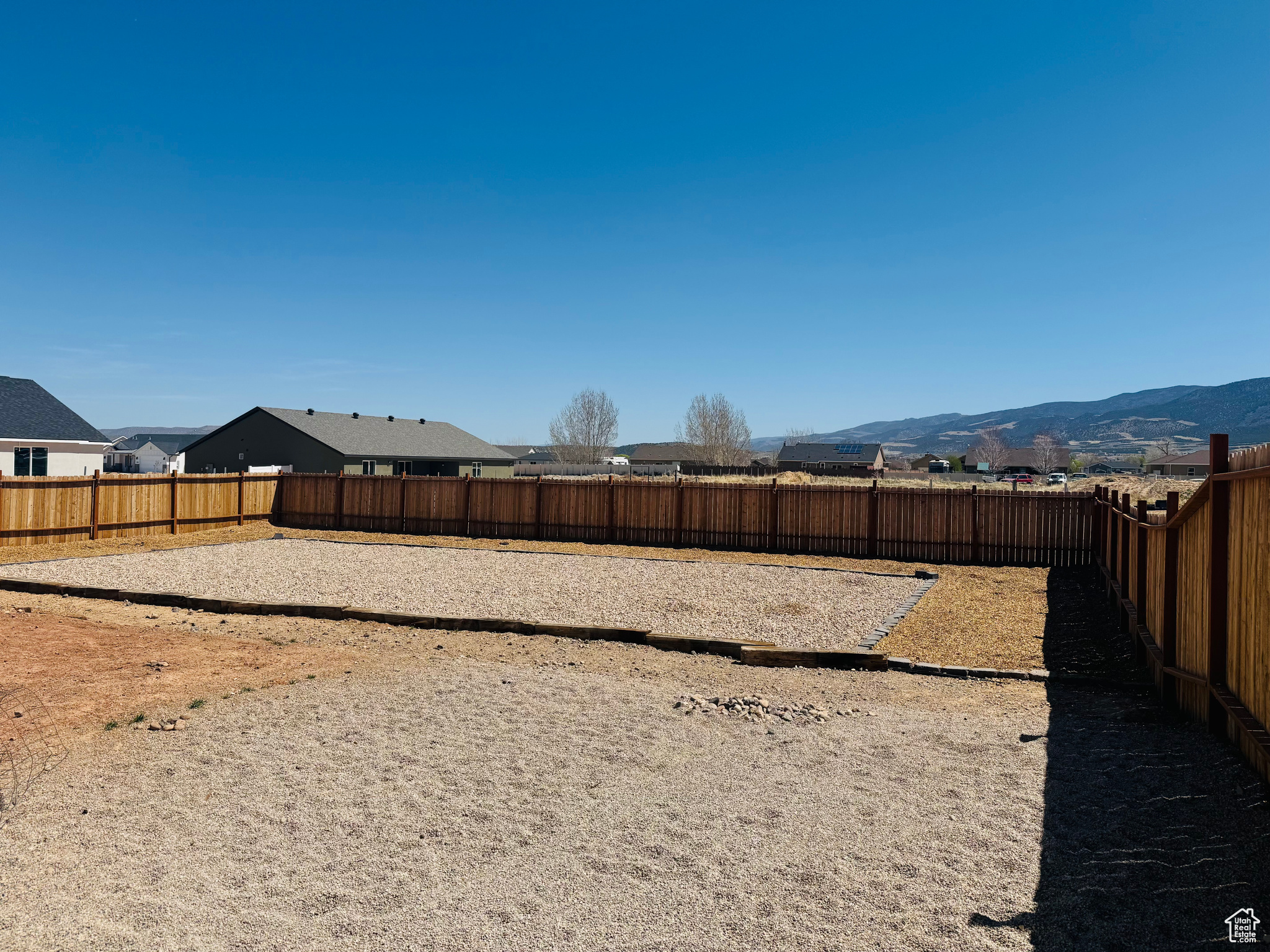 PINEVIEW ESTATES - Residential