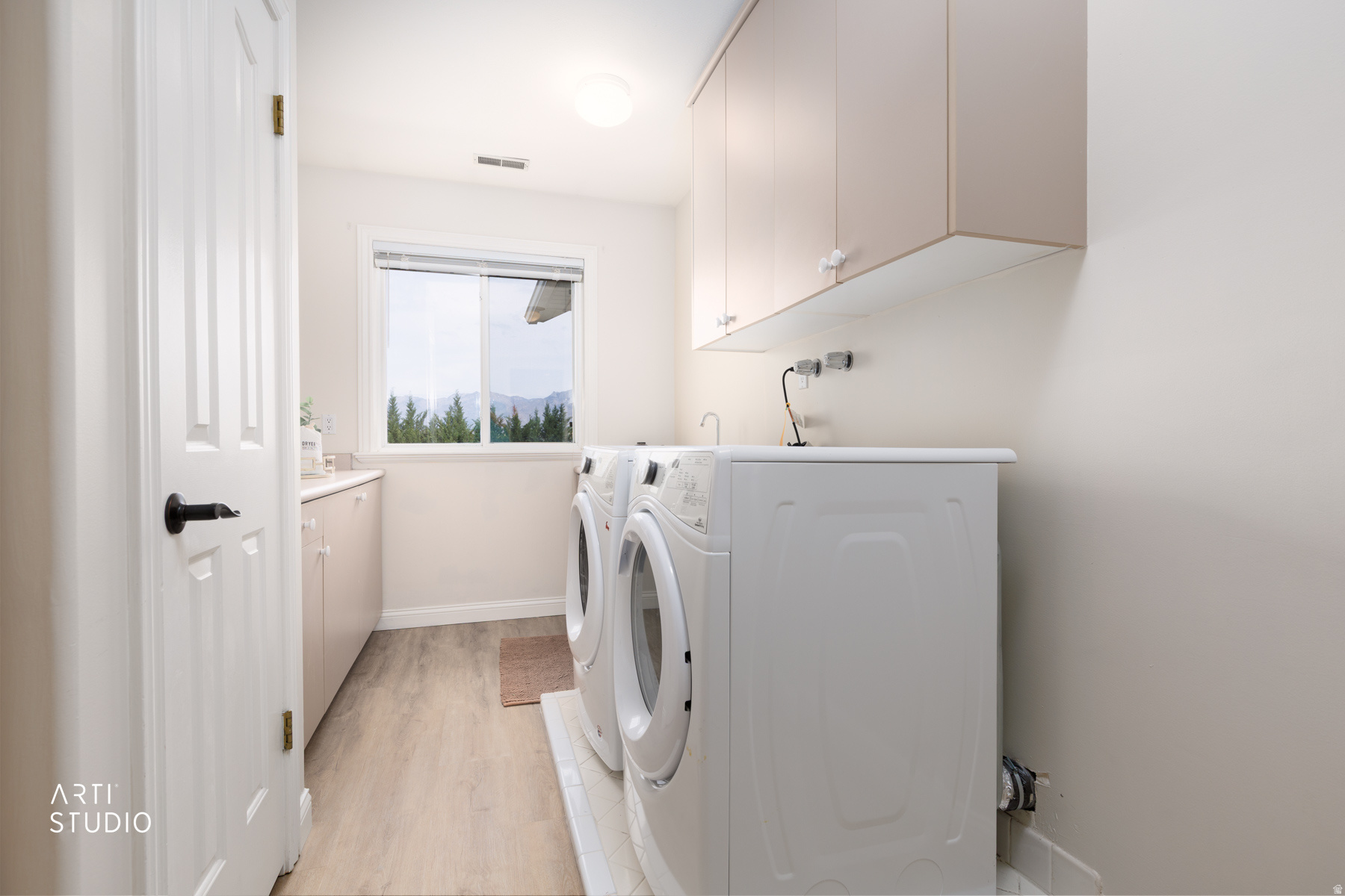 BEAR HOLLOW ESTATES - Residential