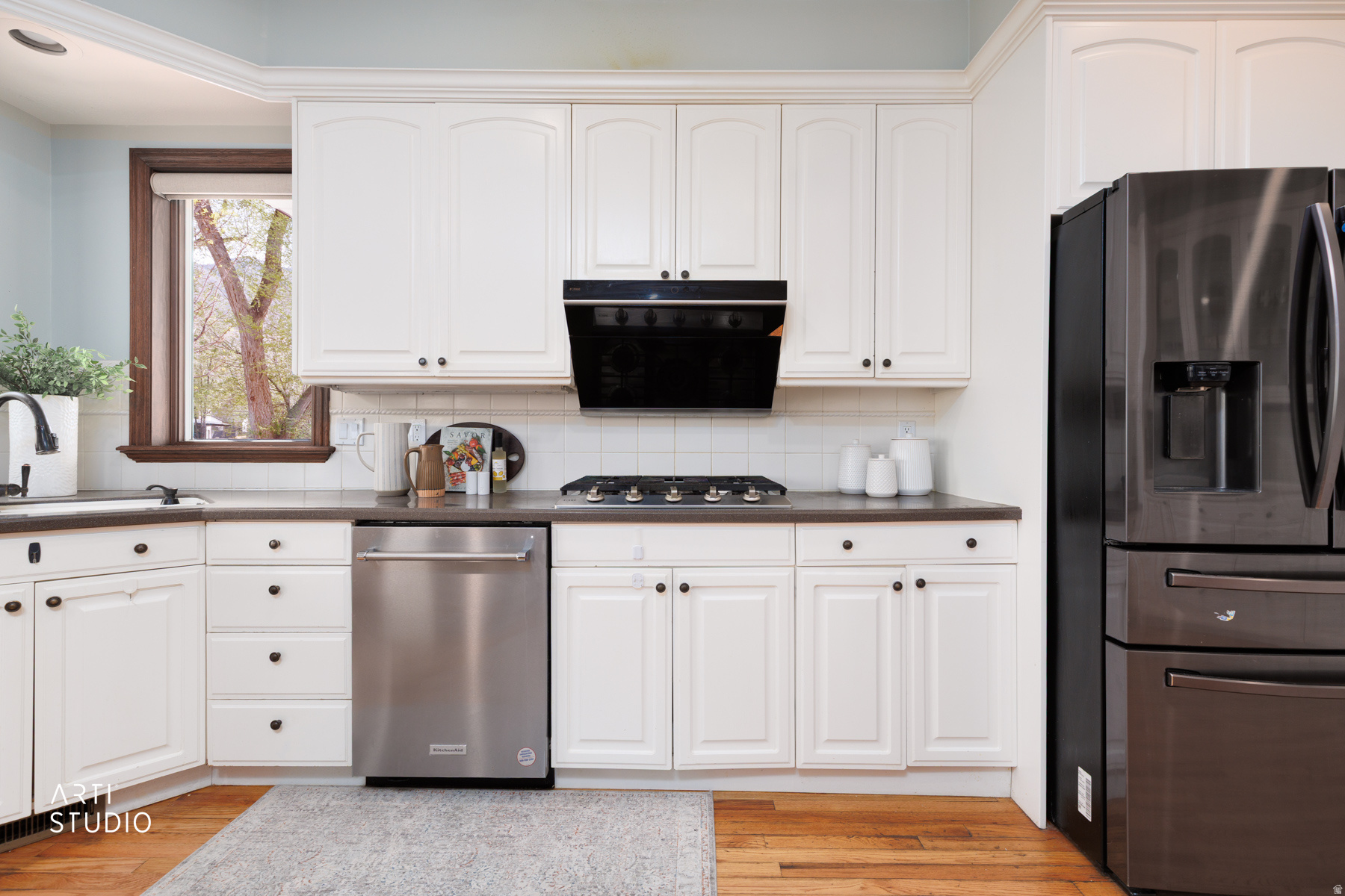 BEAR HOLLOW ESTATES - Residential