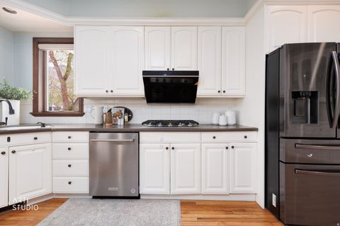 Tiny photo for 1209 E BEAR HOLLOW CV, Draper, UT 84020 (MLS # 2147254)