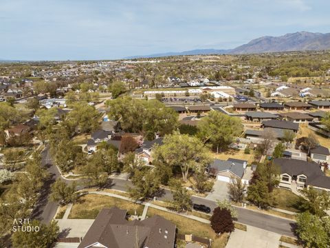 Tiny photo for 1209 E BEAR HOLLOW CV, Draper, UT 84020 (MLS # 2147254)