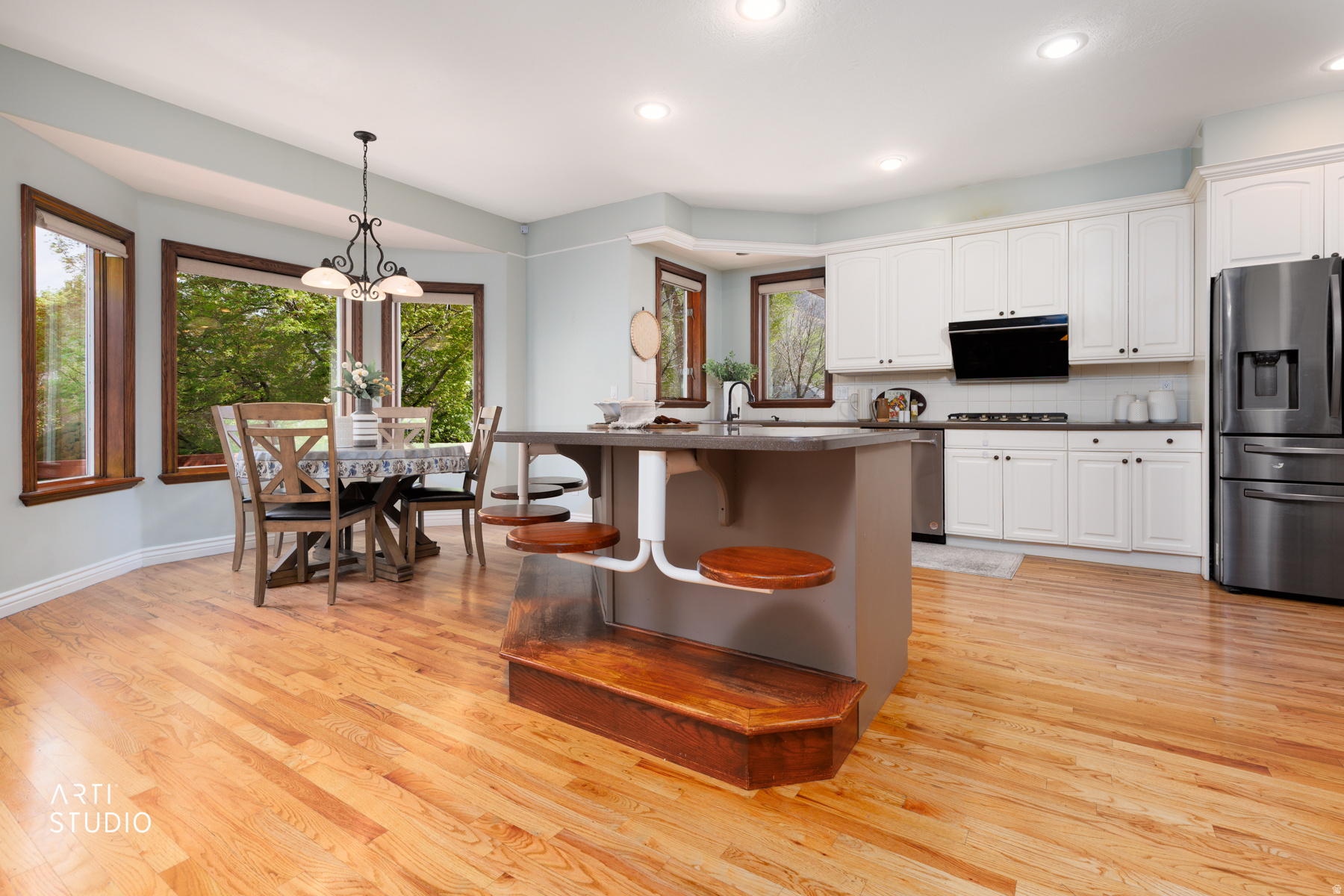 BEAR HOLLOW ESTATES - Residential