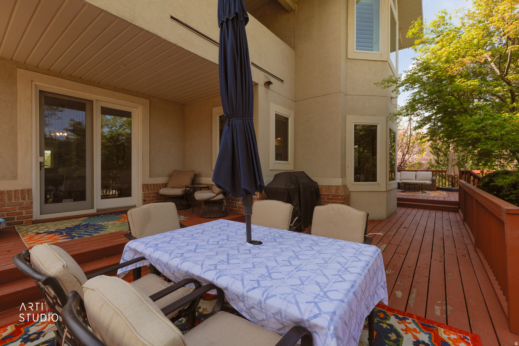 BEAR HOLLOW ESTATES - Residential