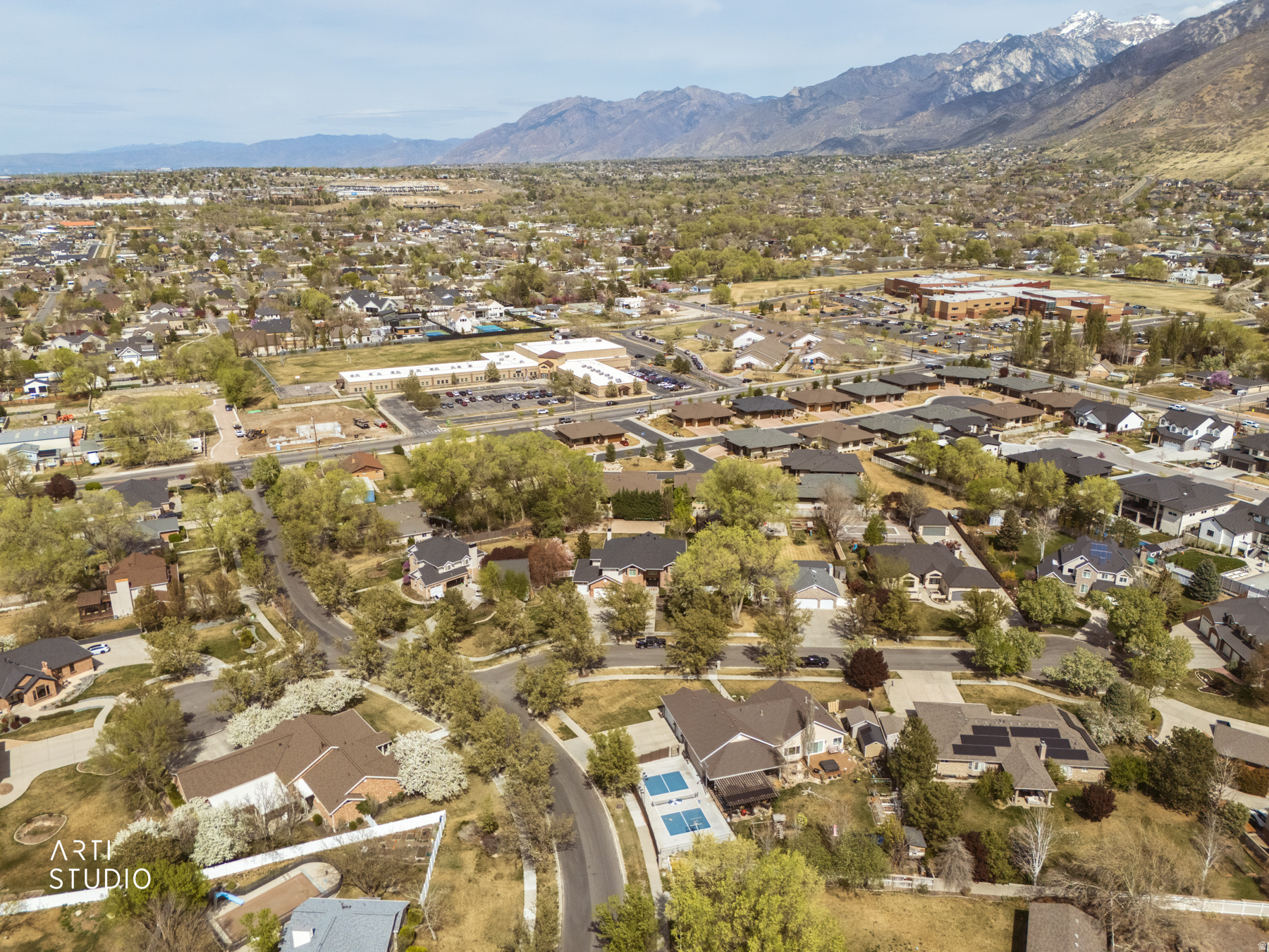 BEAR HOLLOW ESTATES - Residential