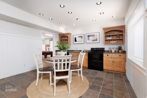 Tiny photo for 1209 E BEAR HOLLOW CV, Draper, UT 84020 (MLS # 2147254)