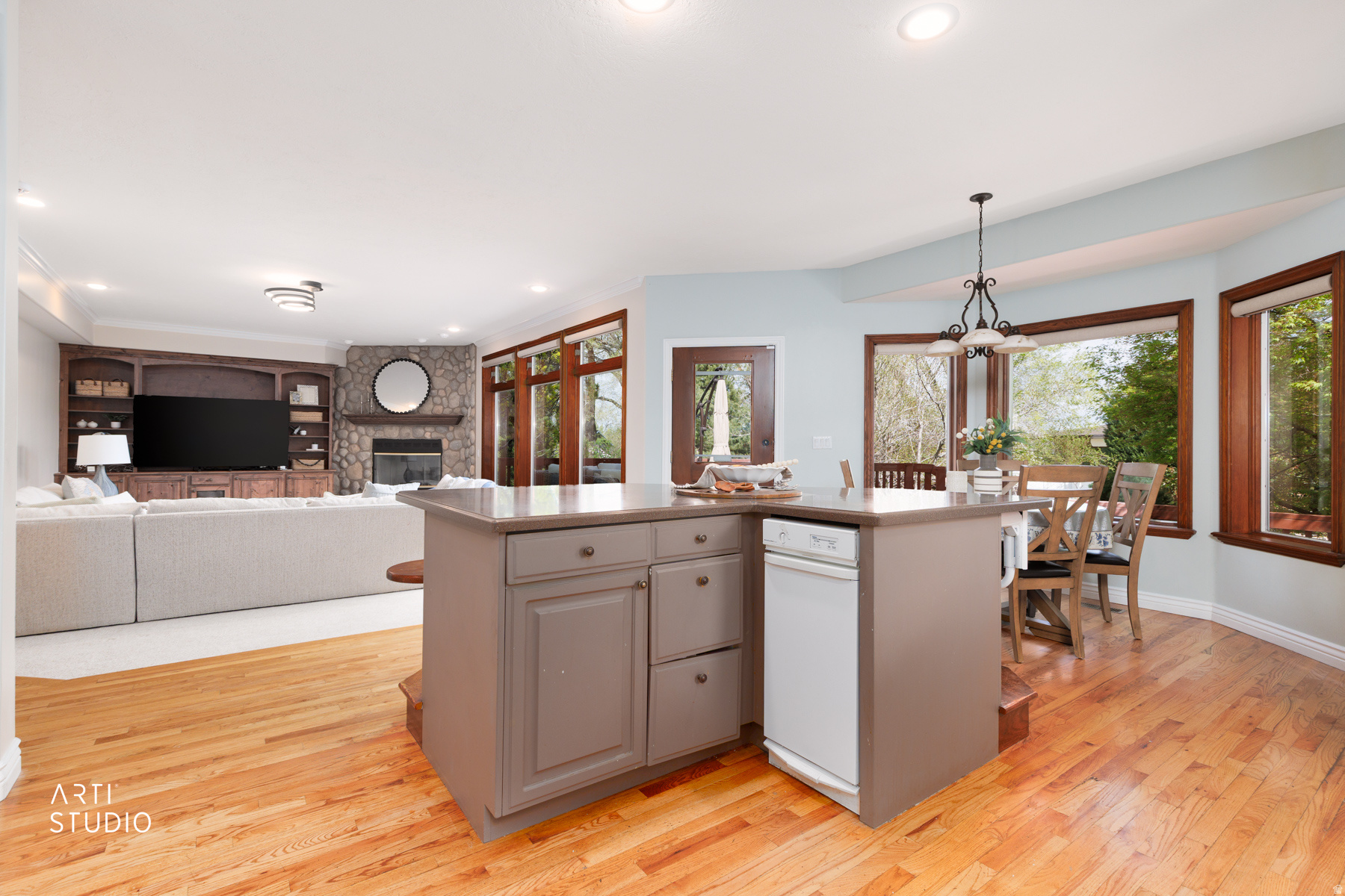 BEAR HOLLOW ESTATES - Residential