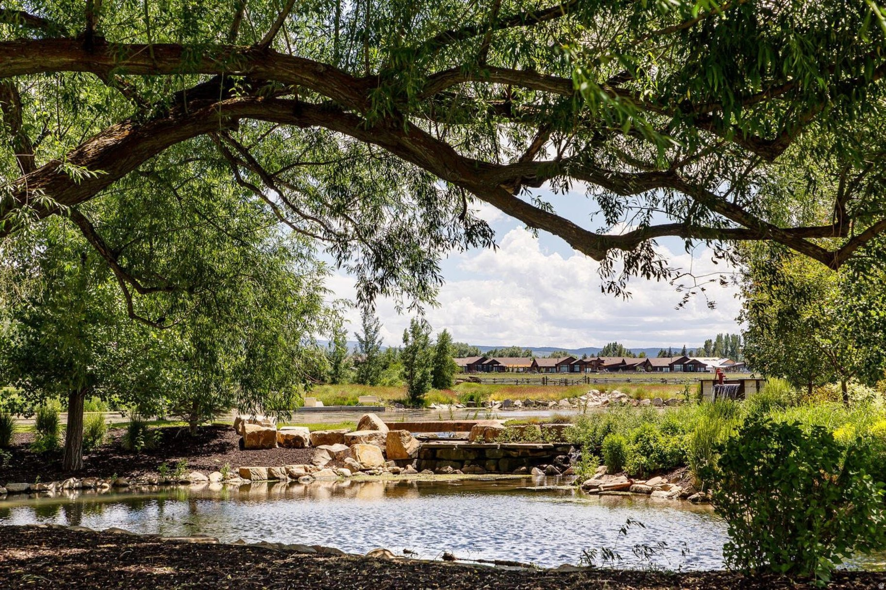 HIGH STAR RANCH - Residential
