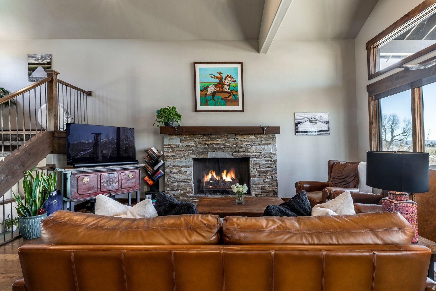 HIGH STAR RANCH - Residential