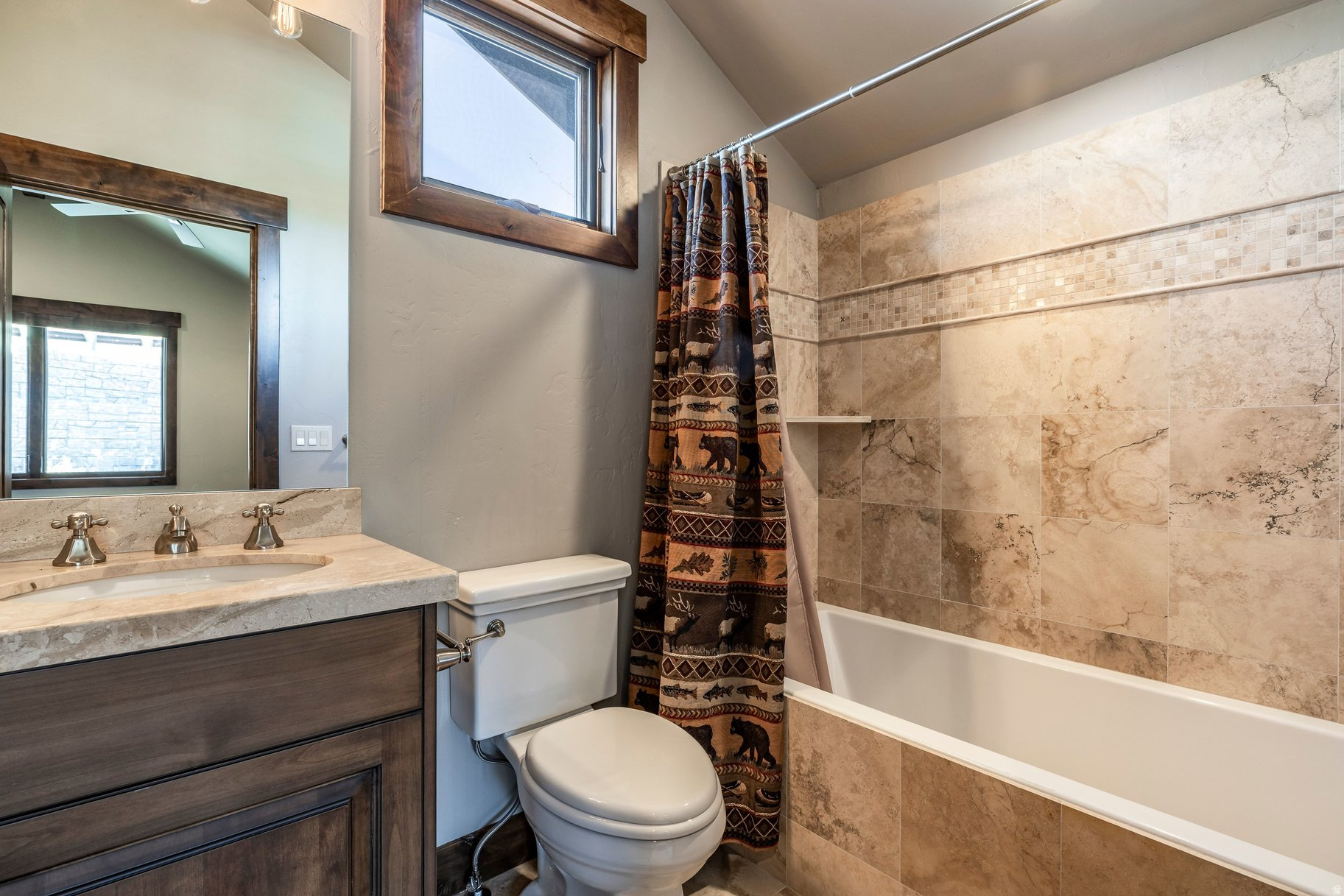 HIGH STAR RANCH - Residential