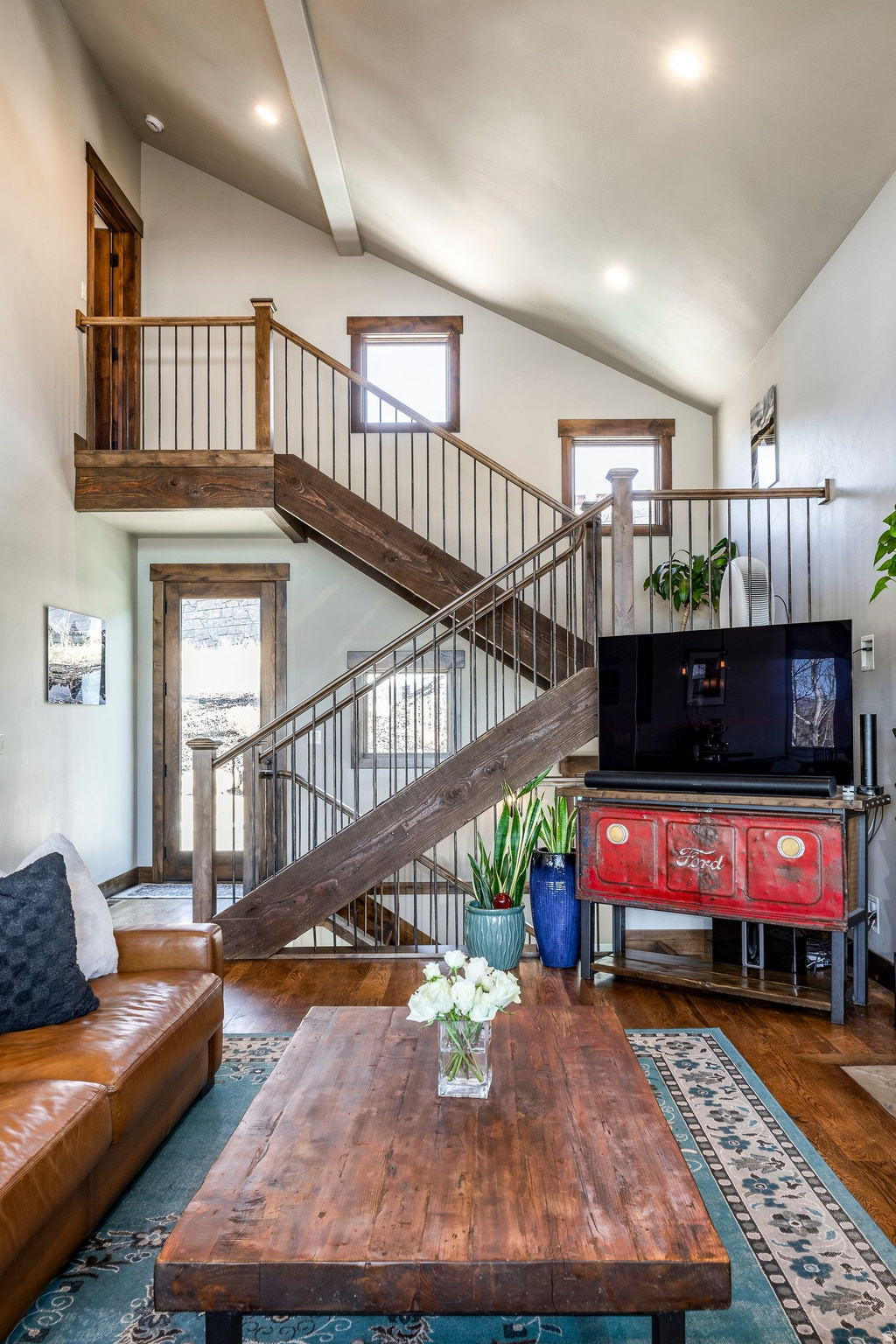 HIGH STAR RANCH - Residential