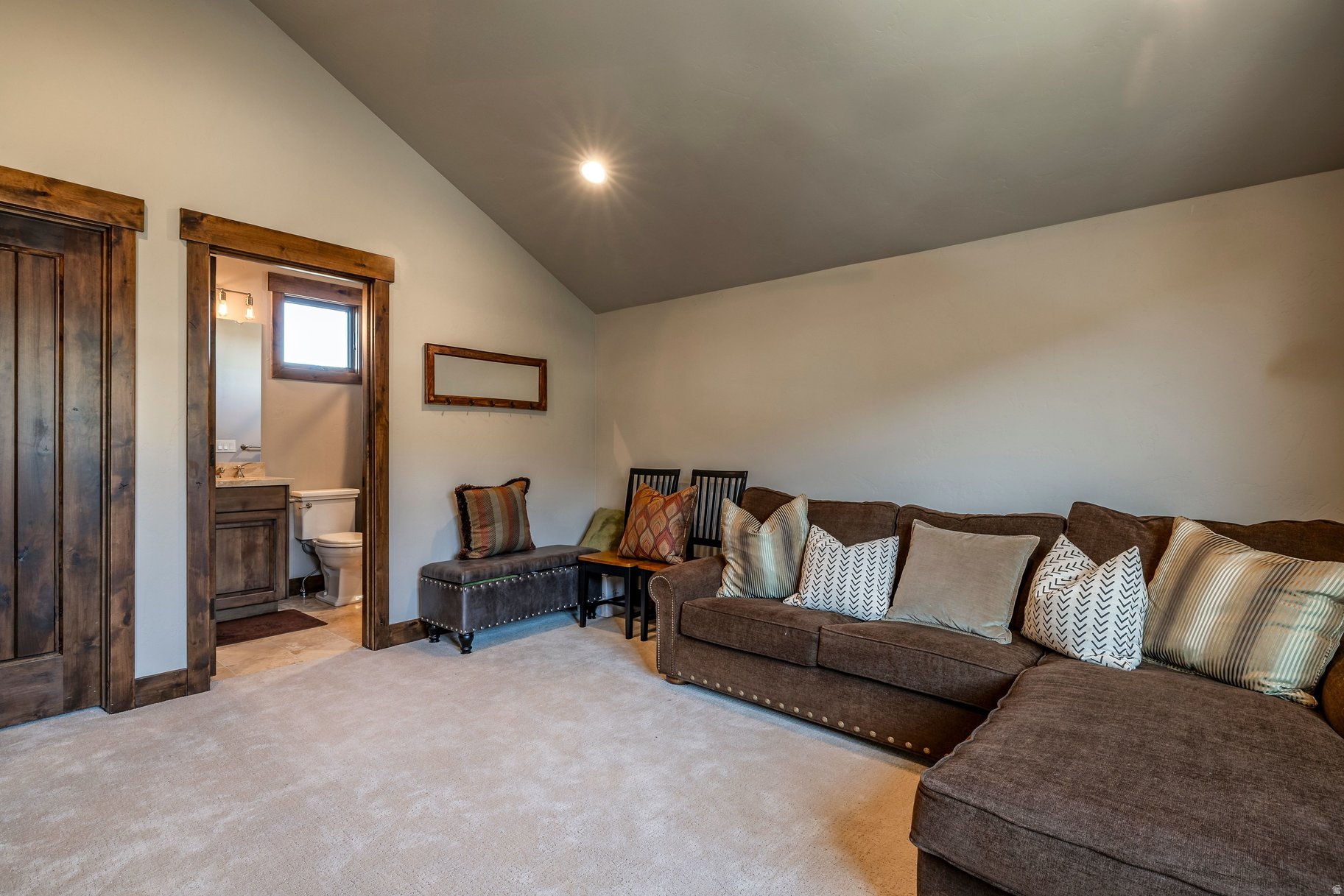 HIGH STAR RANCH - Residential