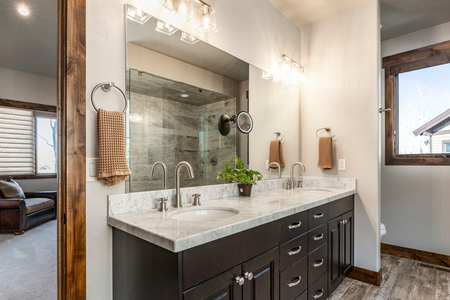 HIGH STAR RANCH - Residential