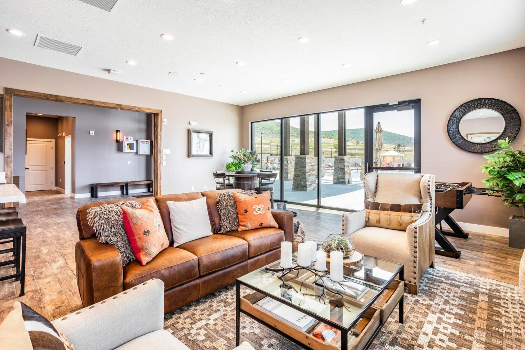 HIGH STAR RANCH - Residential