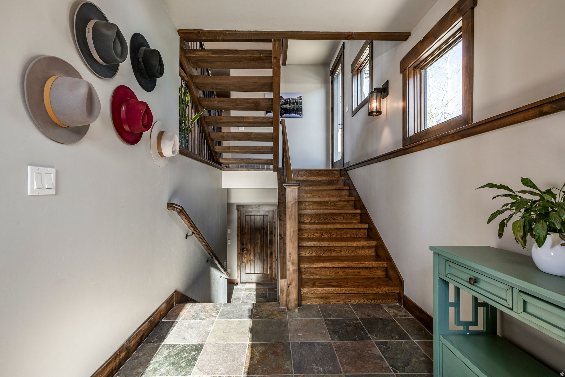 HIGH STAR RANCH - Residential