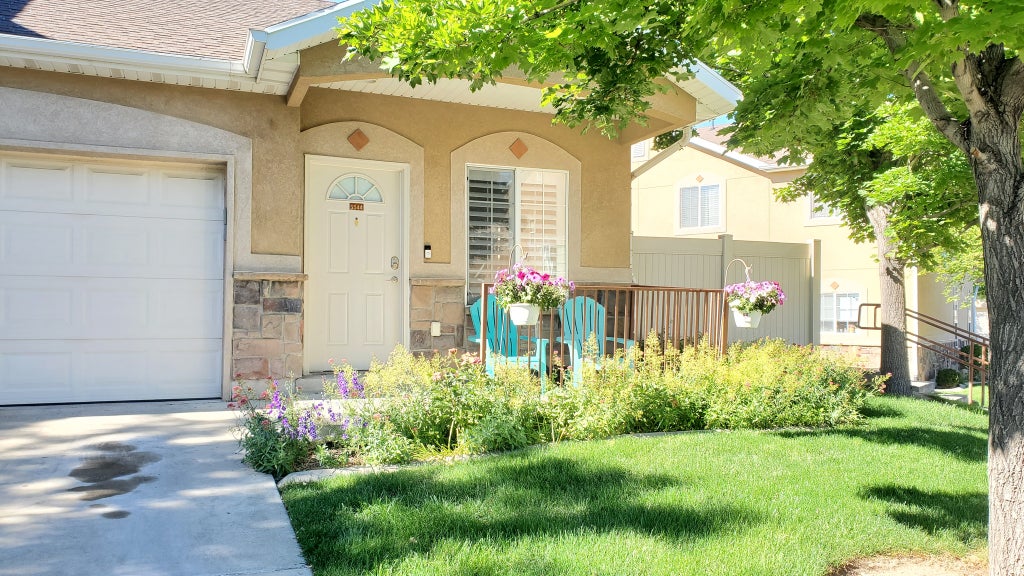 Photo of 5544 W GERONIMO WAY, West Jordan, UT 84081 (MLS # 2167692)