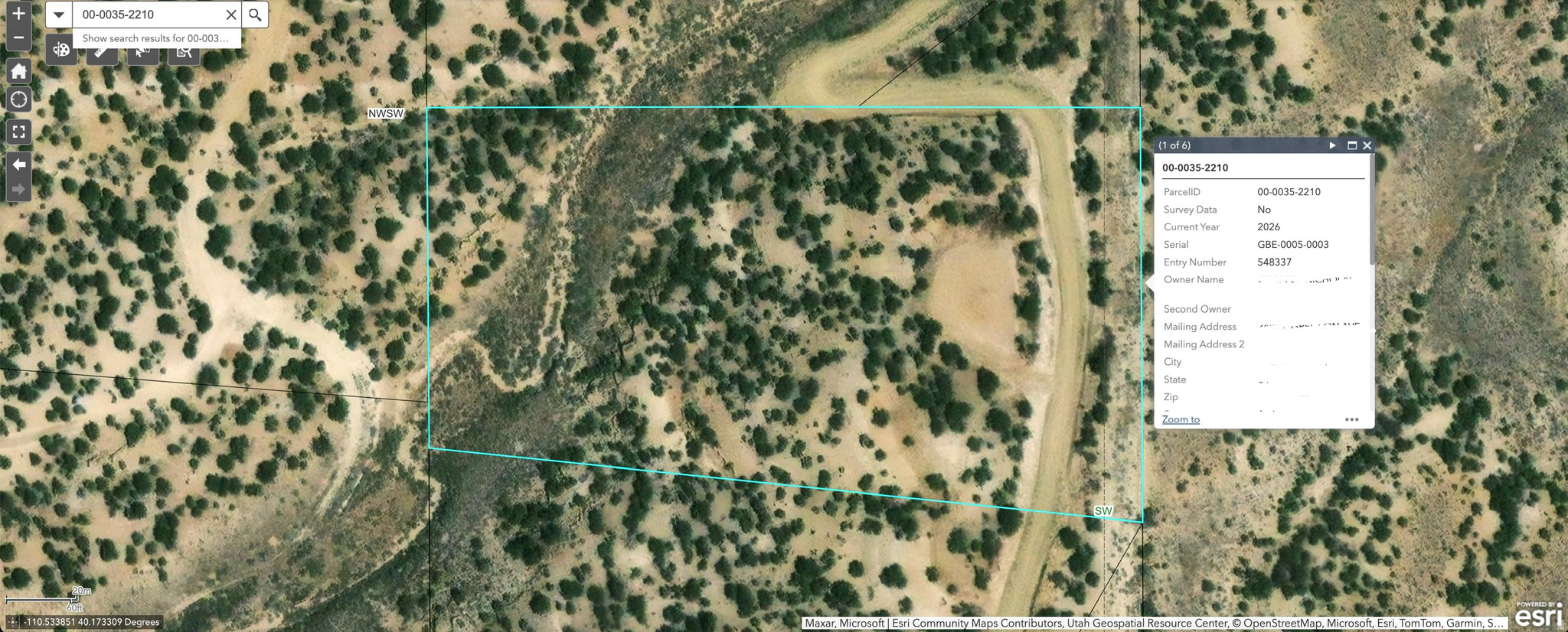 Main image without alt text